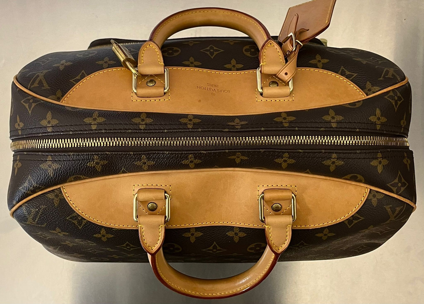 Louis Vuitton Evasion