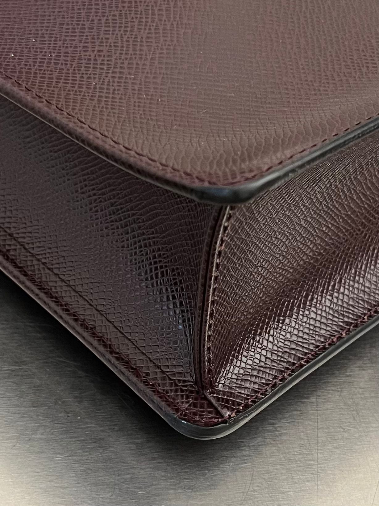 Louis Vuitton Angara Taiga