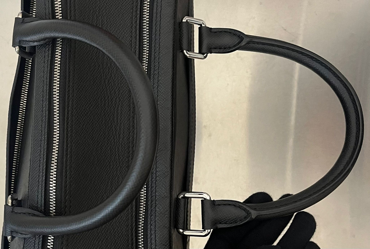 Louis Vuitton Overnight Taiga