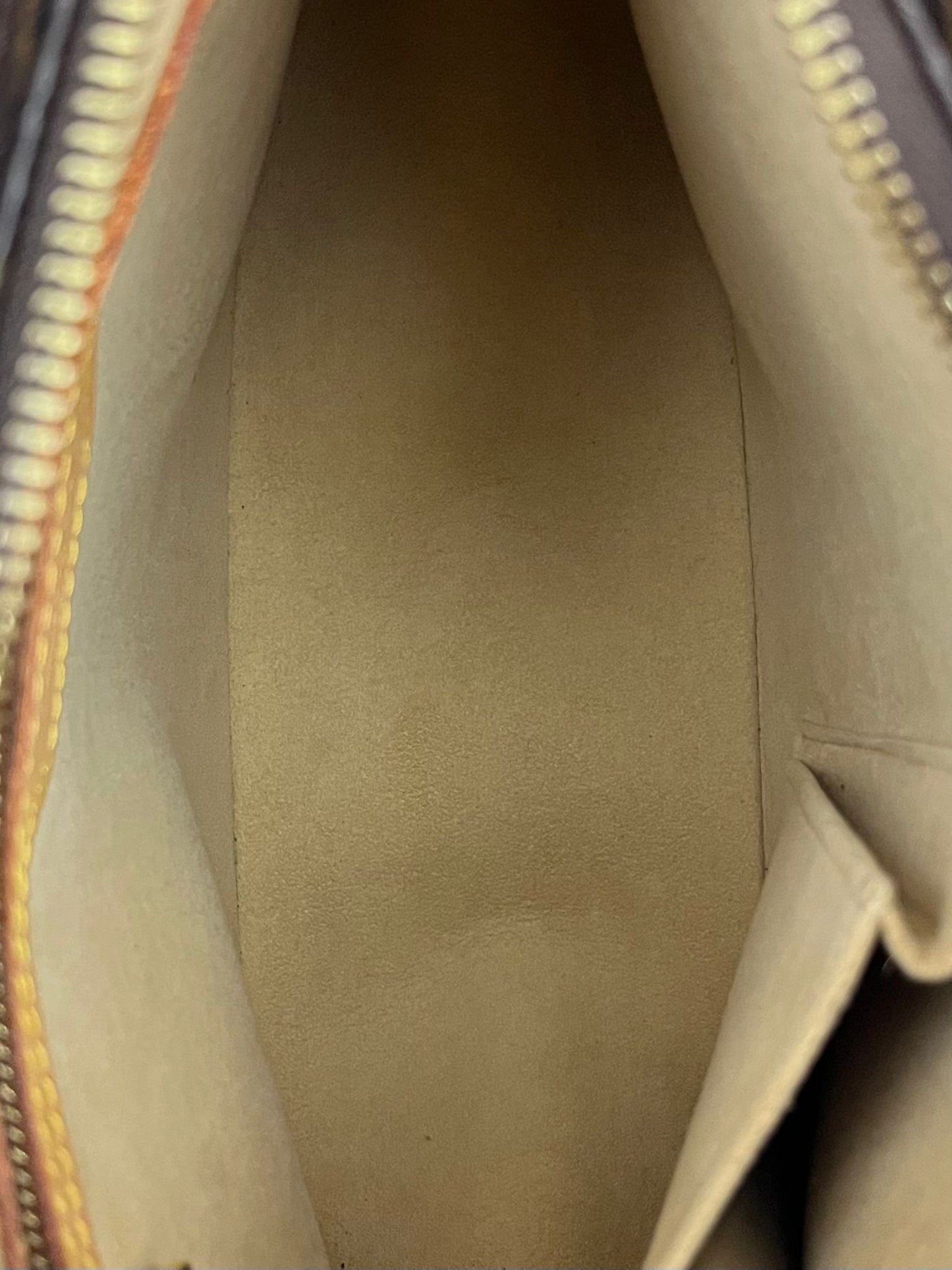 Louis Vuitton Looping MM