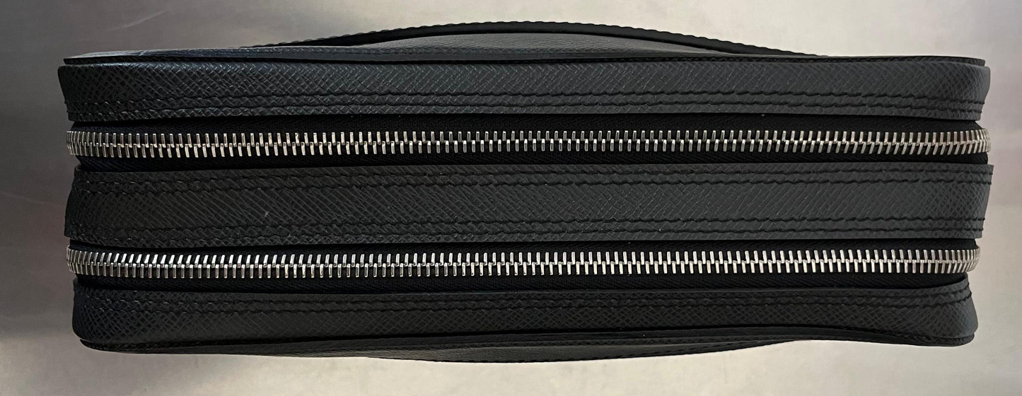 Louis Vuitton Neo Pavel Taiga