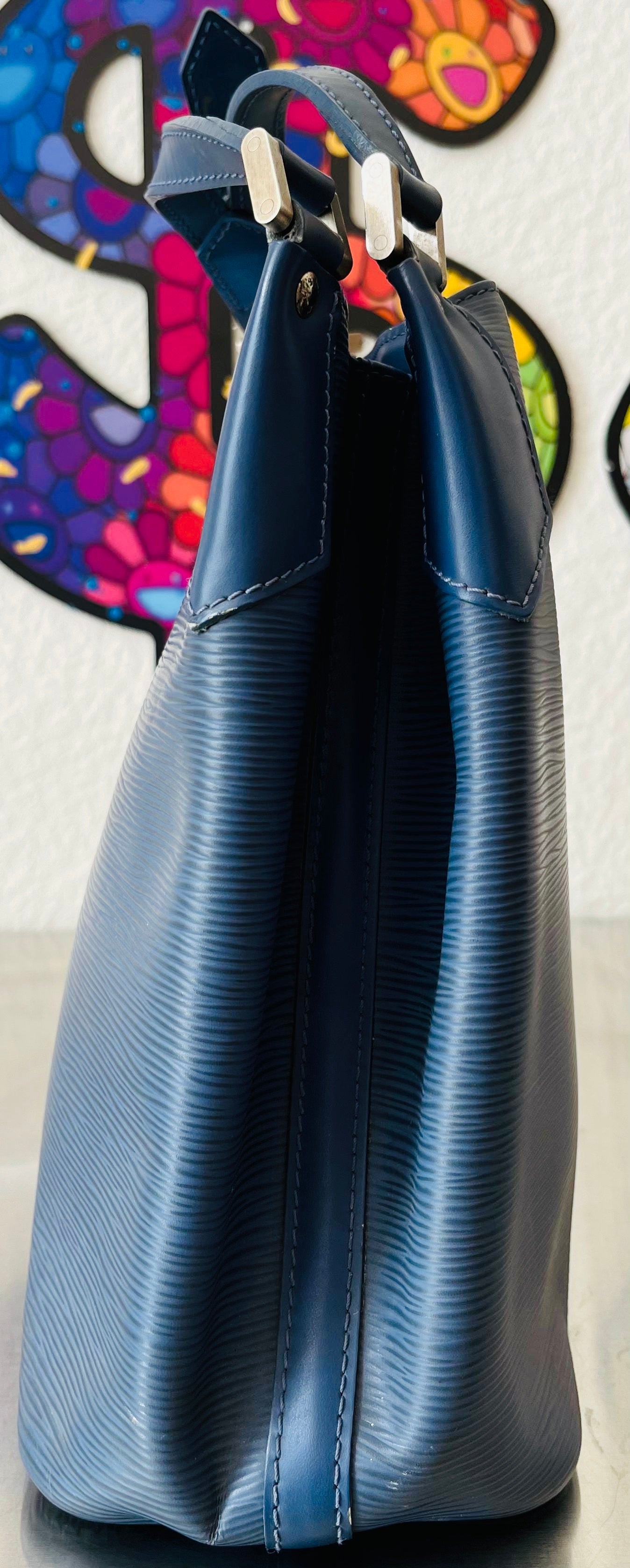 Louis Vuitton Mandela MM Epi