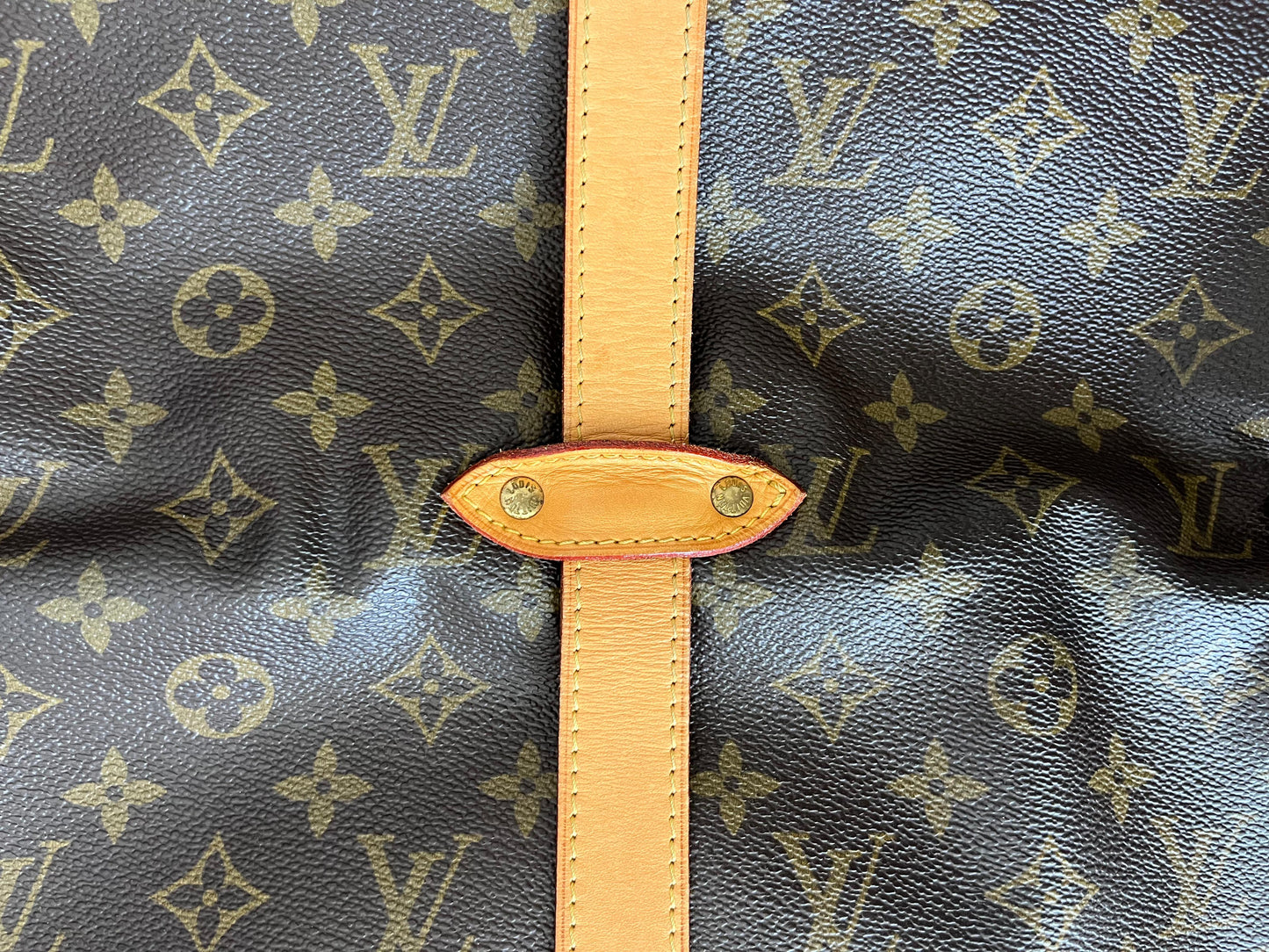 Louis Vuitton Saumur 35