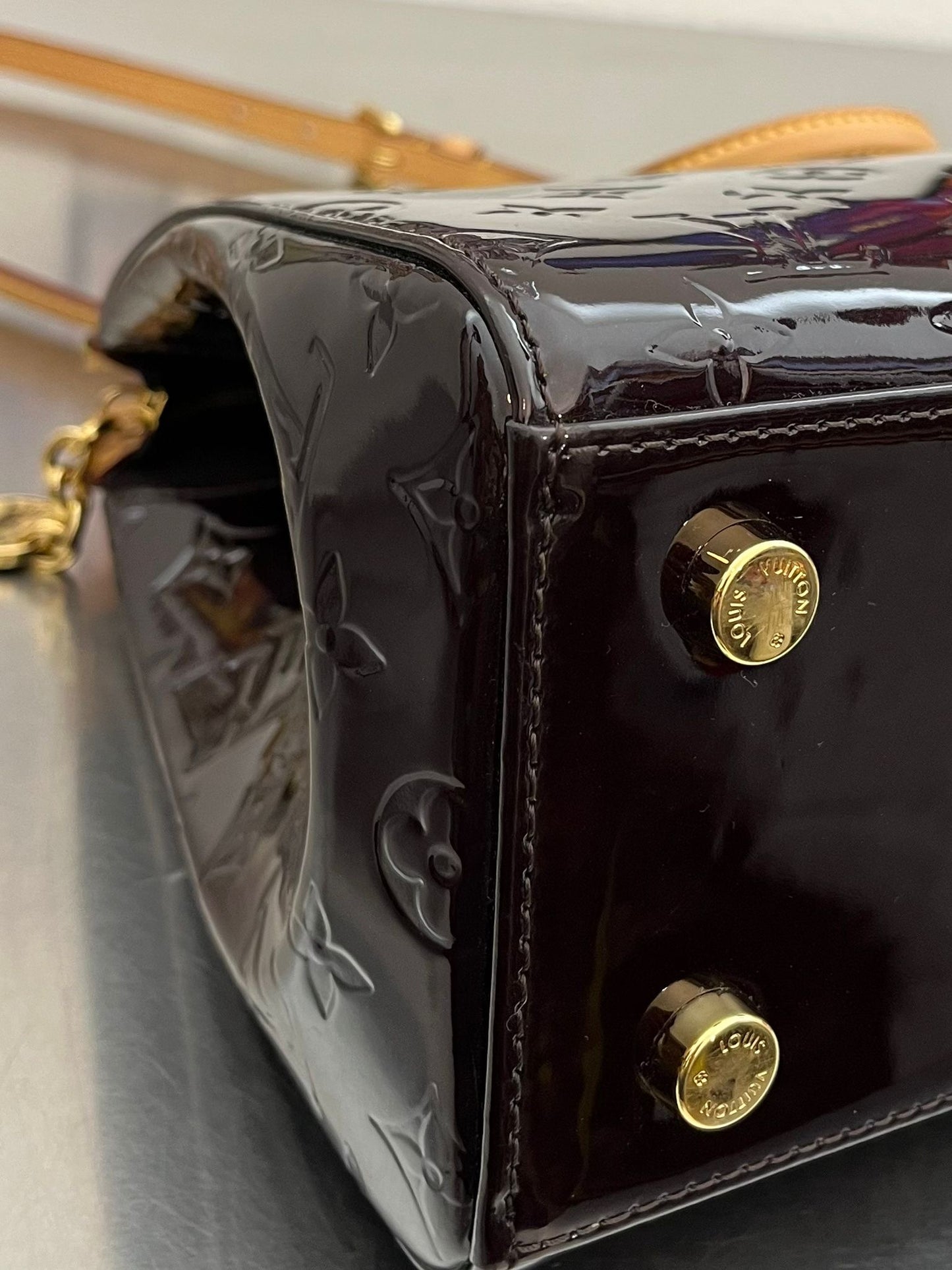 Louis Vuitton Brea MM Vernis