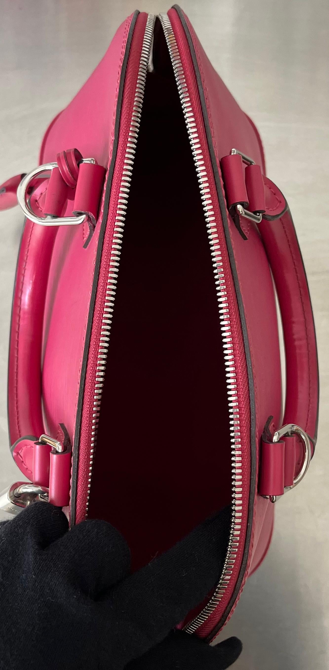 Louis Vuitton Alma PM Epi (Pink)