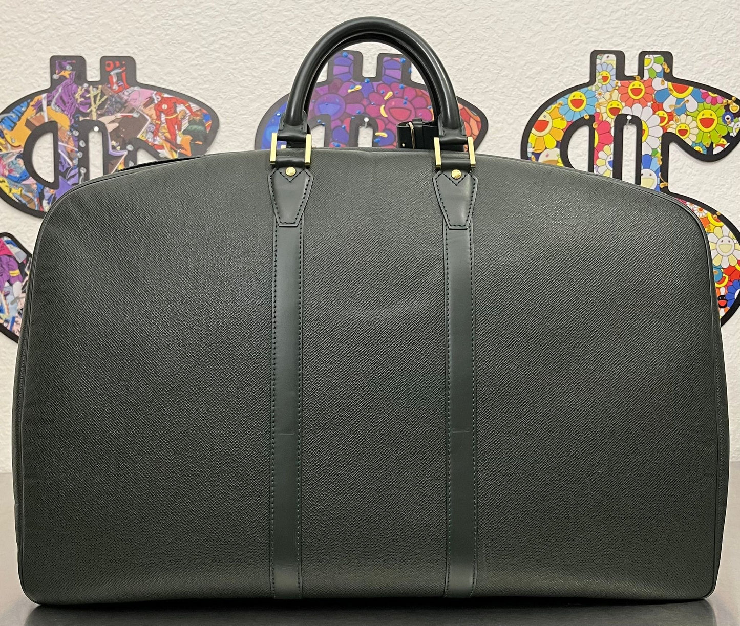 Louis Vuitton Helanga Taiga