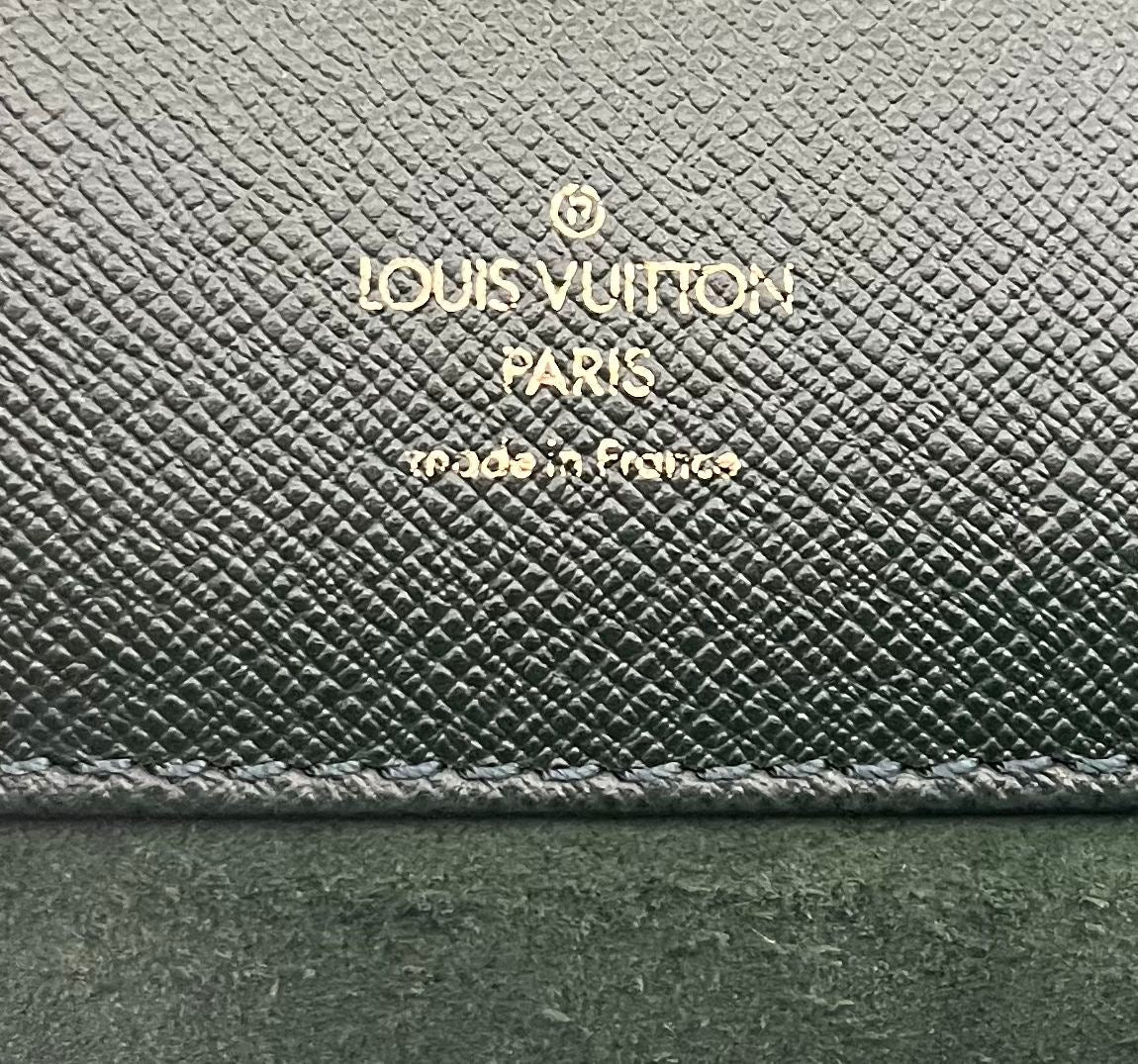 Louis Vuitton Serviette Kourad (Dunkelgrün)