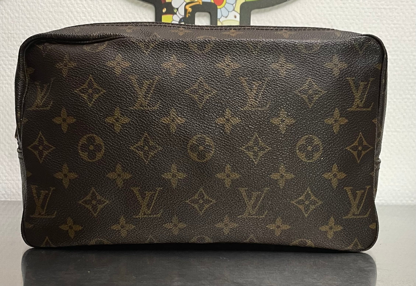 Louis Vuitton Trousse Toilette 28