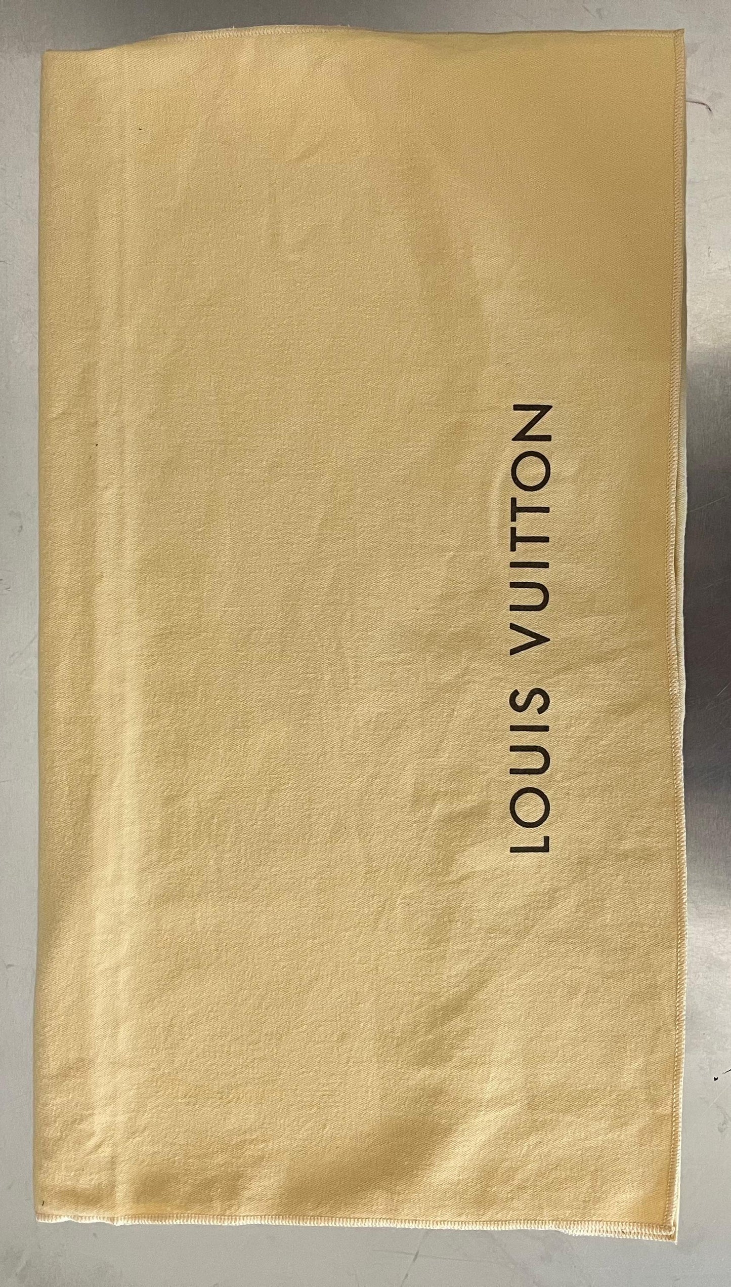 Louis Vuitton Anton