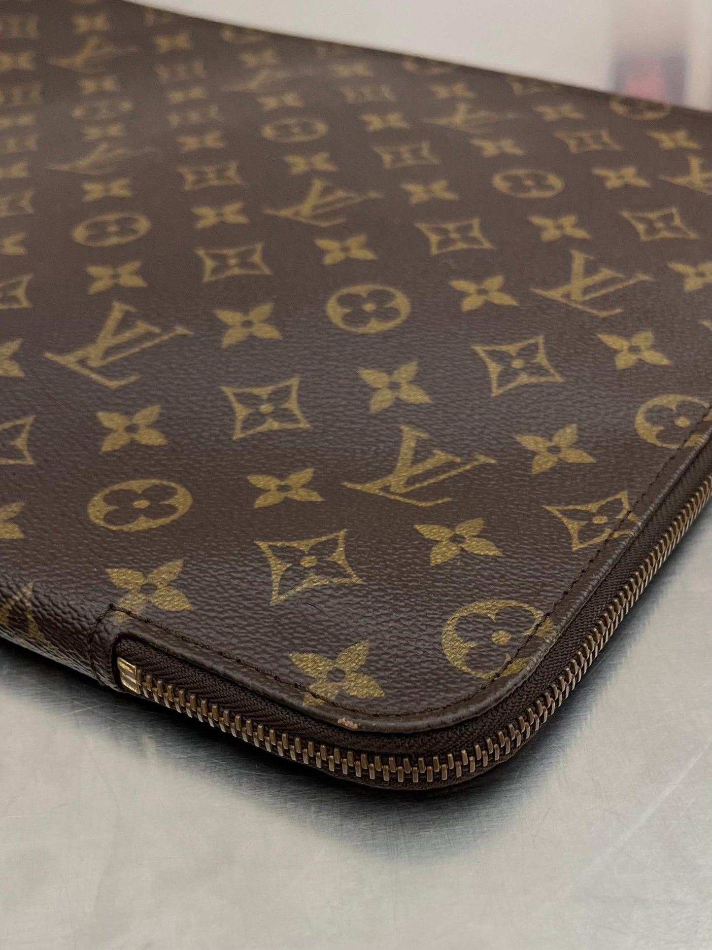 Louis Vuitton Posh Document Monogram GM (1987)