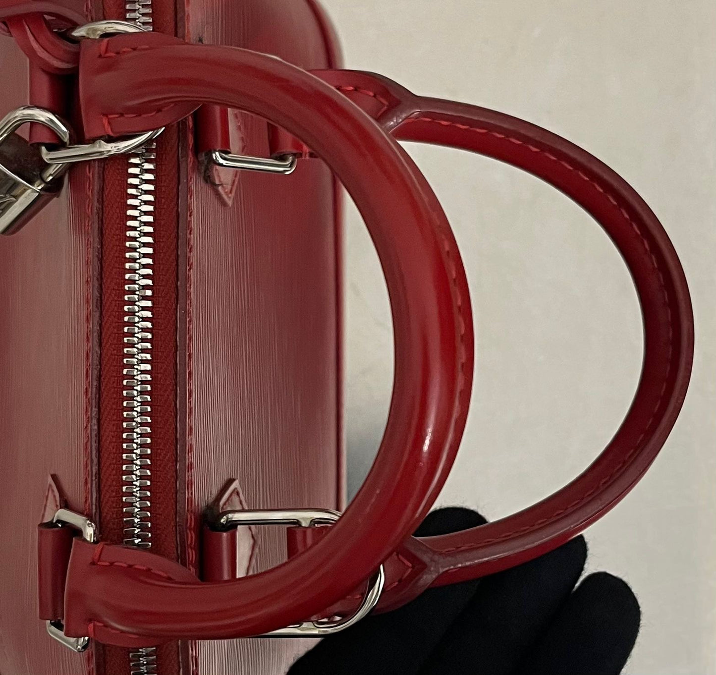 Louis Vuitton Alma BB Epi