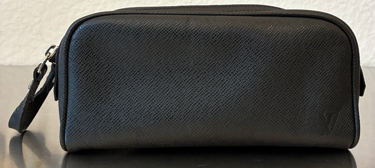 Louis Vuitton Trousse Ivan Taiga