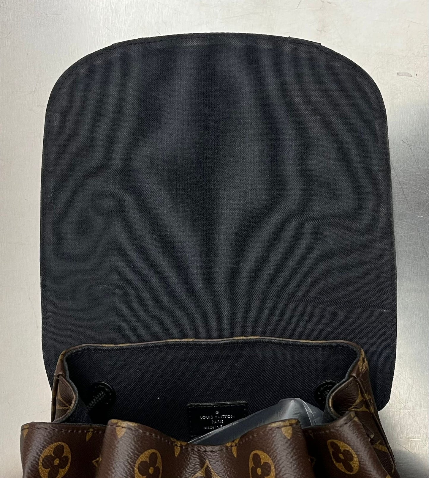 Louis Vuitton Christopher MM