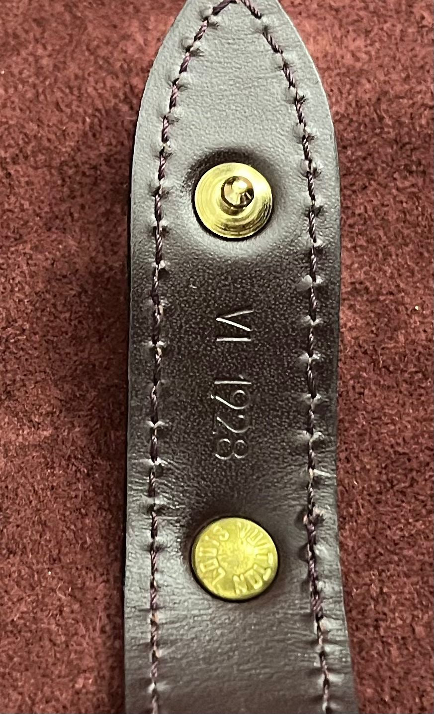 Louis Vuitton Helanga Taiga