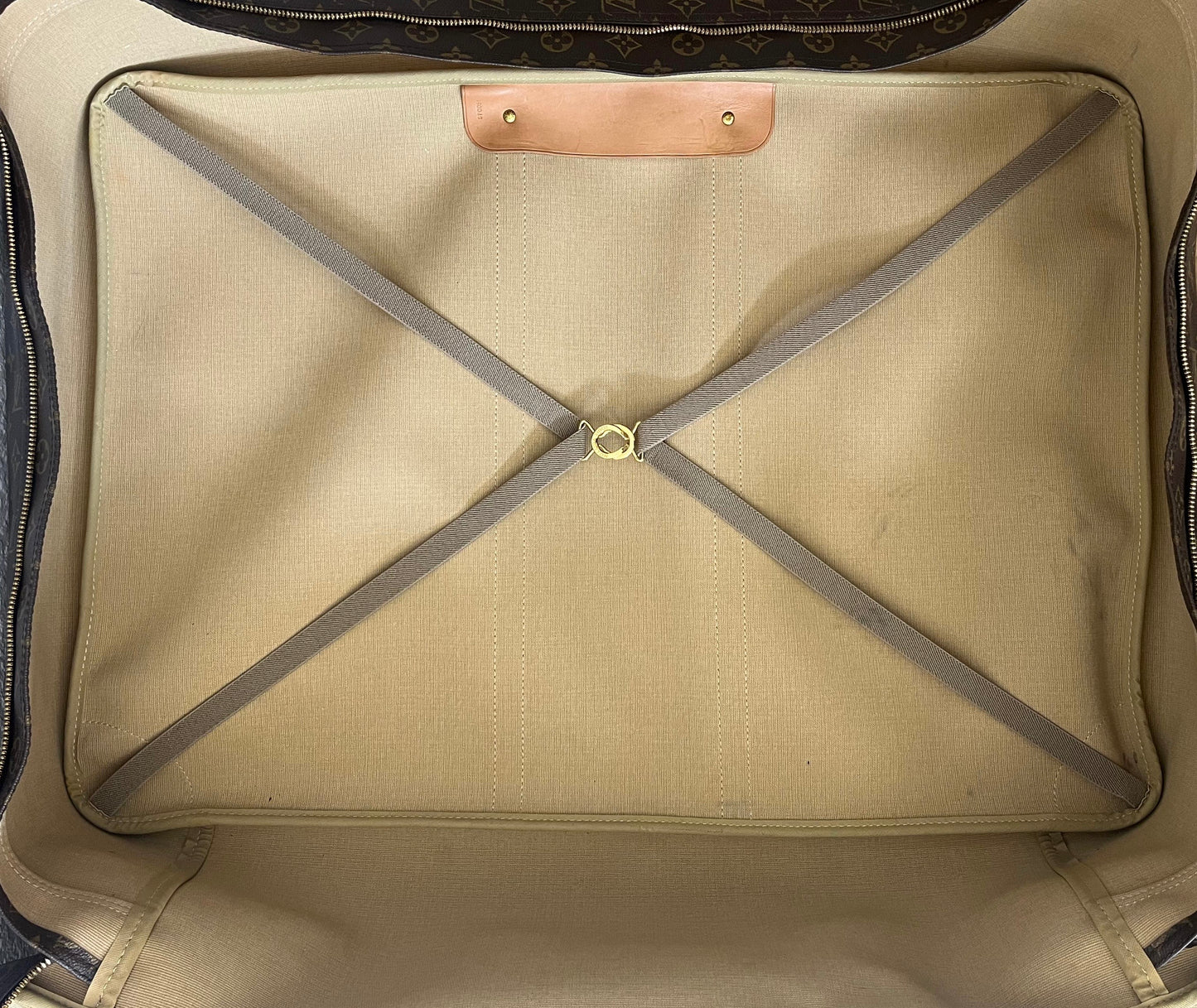 Louis Vuitton Sirius 70