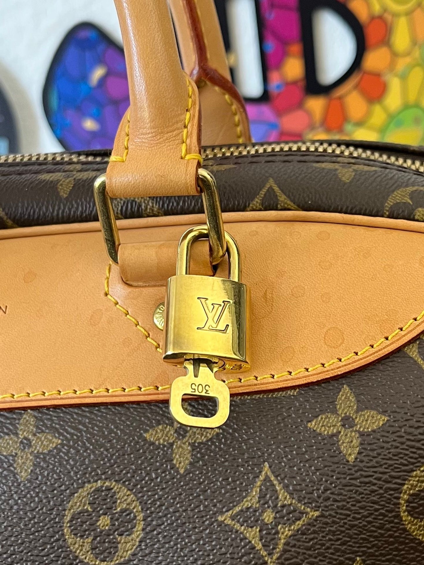 Louis Vuitton Evasion