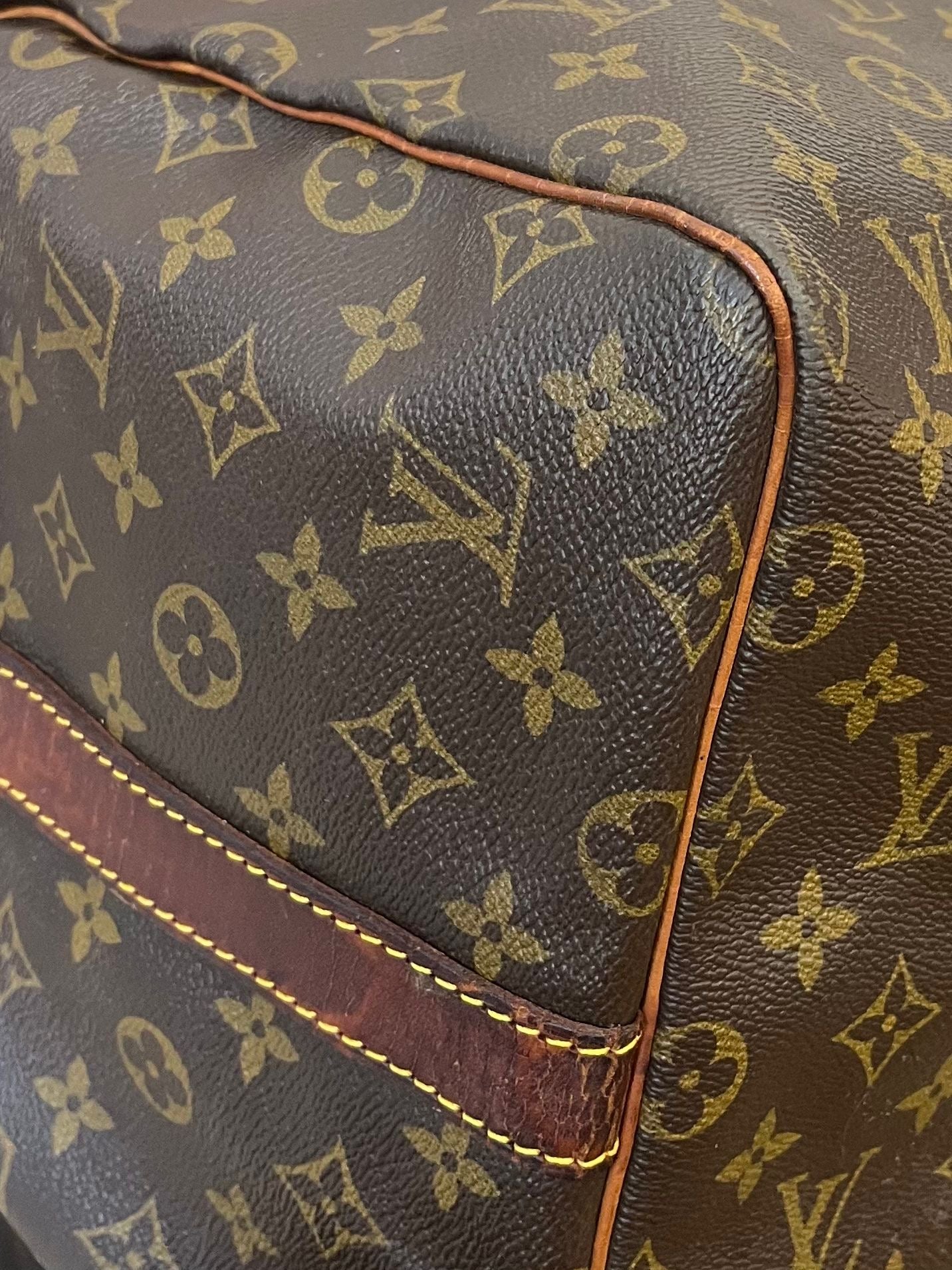 Louis Vuitton Keepall 55 Bandouliere