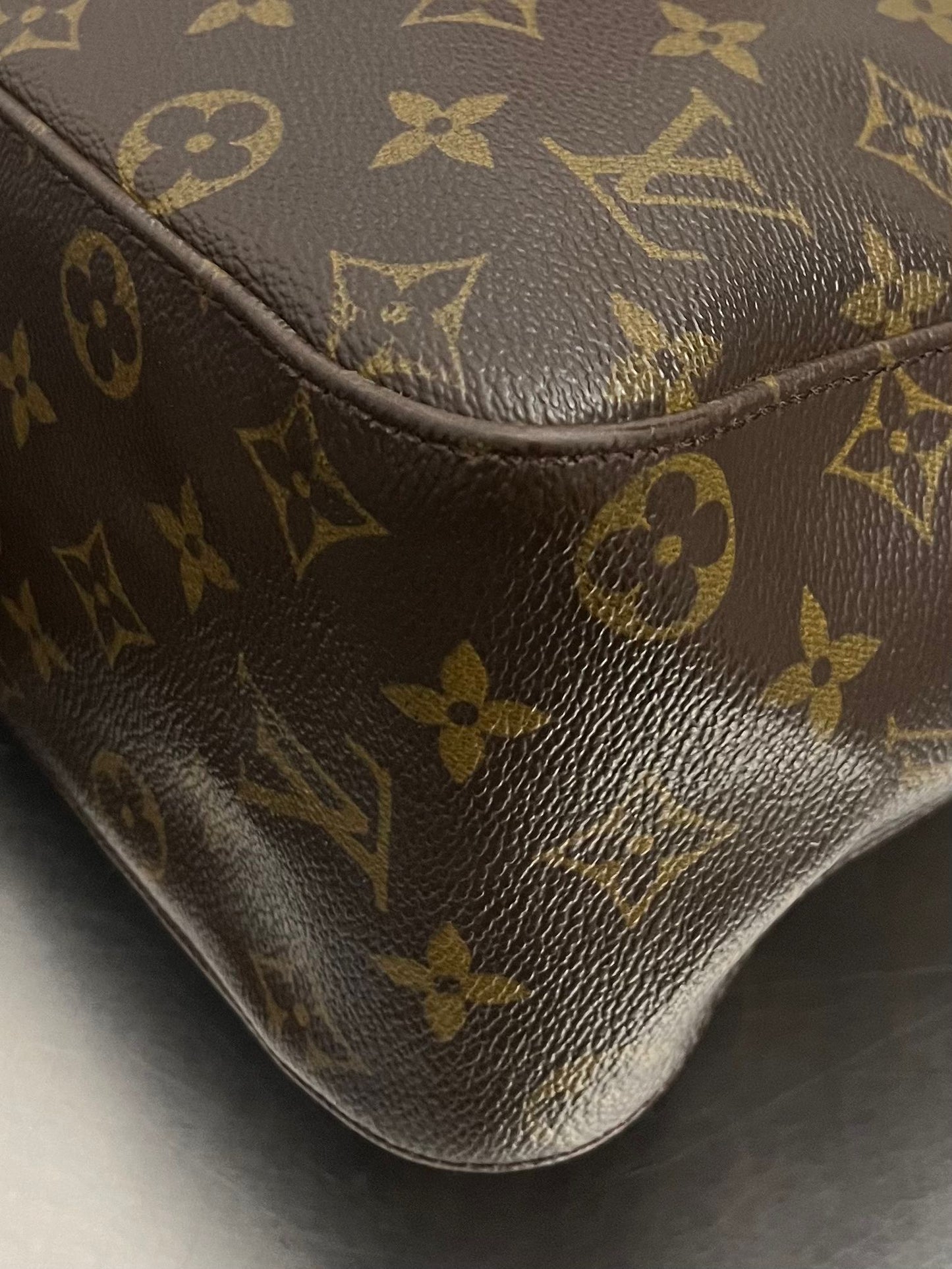 Louis Vuitton Looping GM