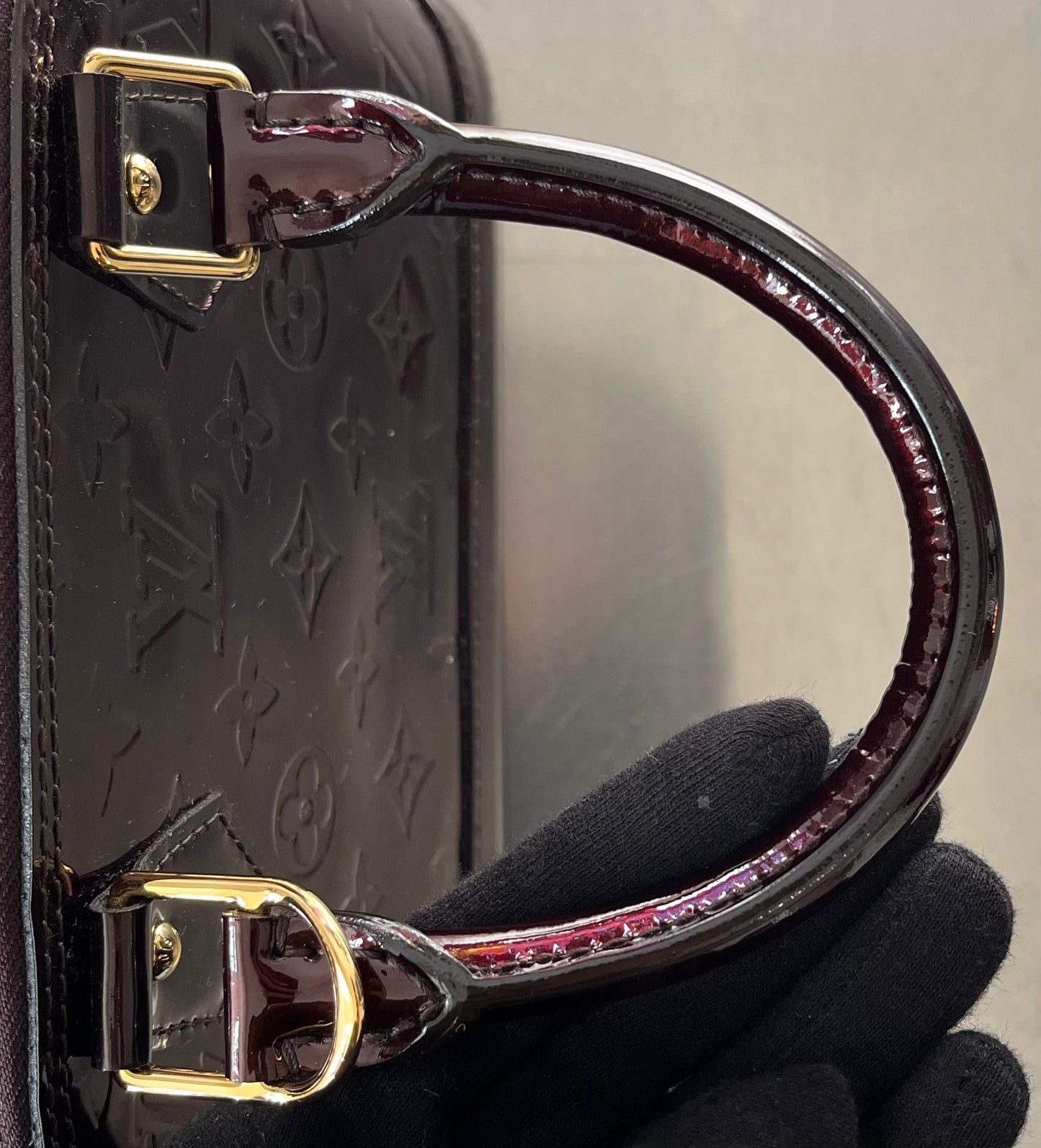 Louis Vuitton Alma BB Vernis