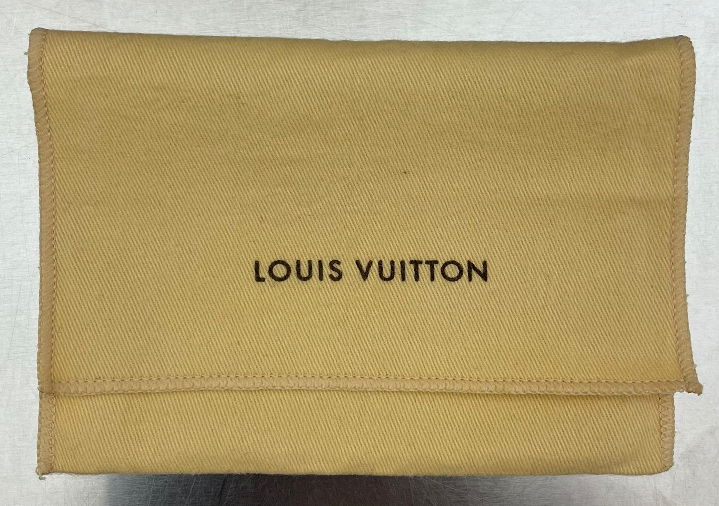 Louis Vuitton Wallet Taiga