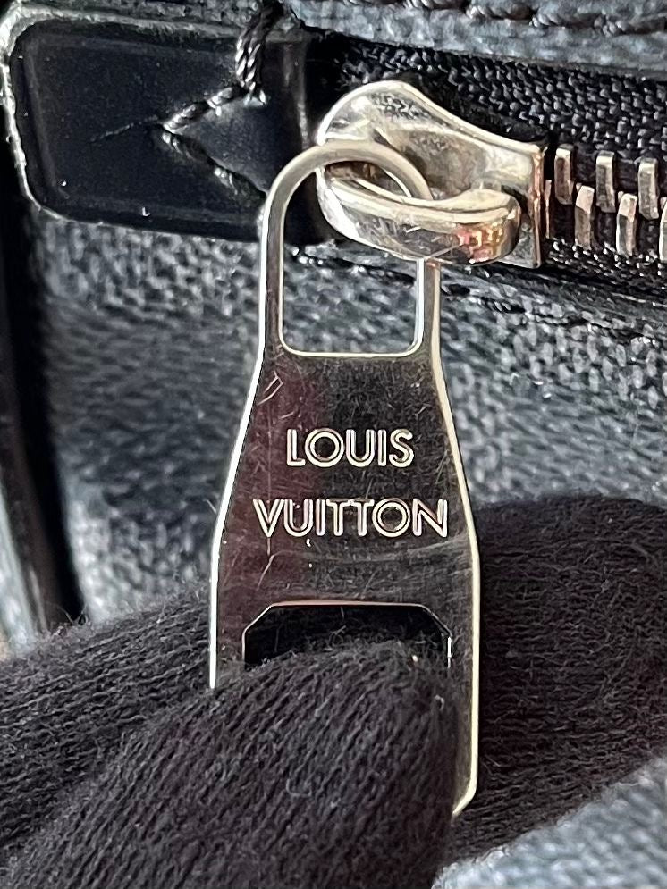 Louis Vuitton Ambler Damier Graphite