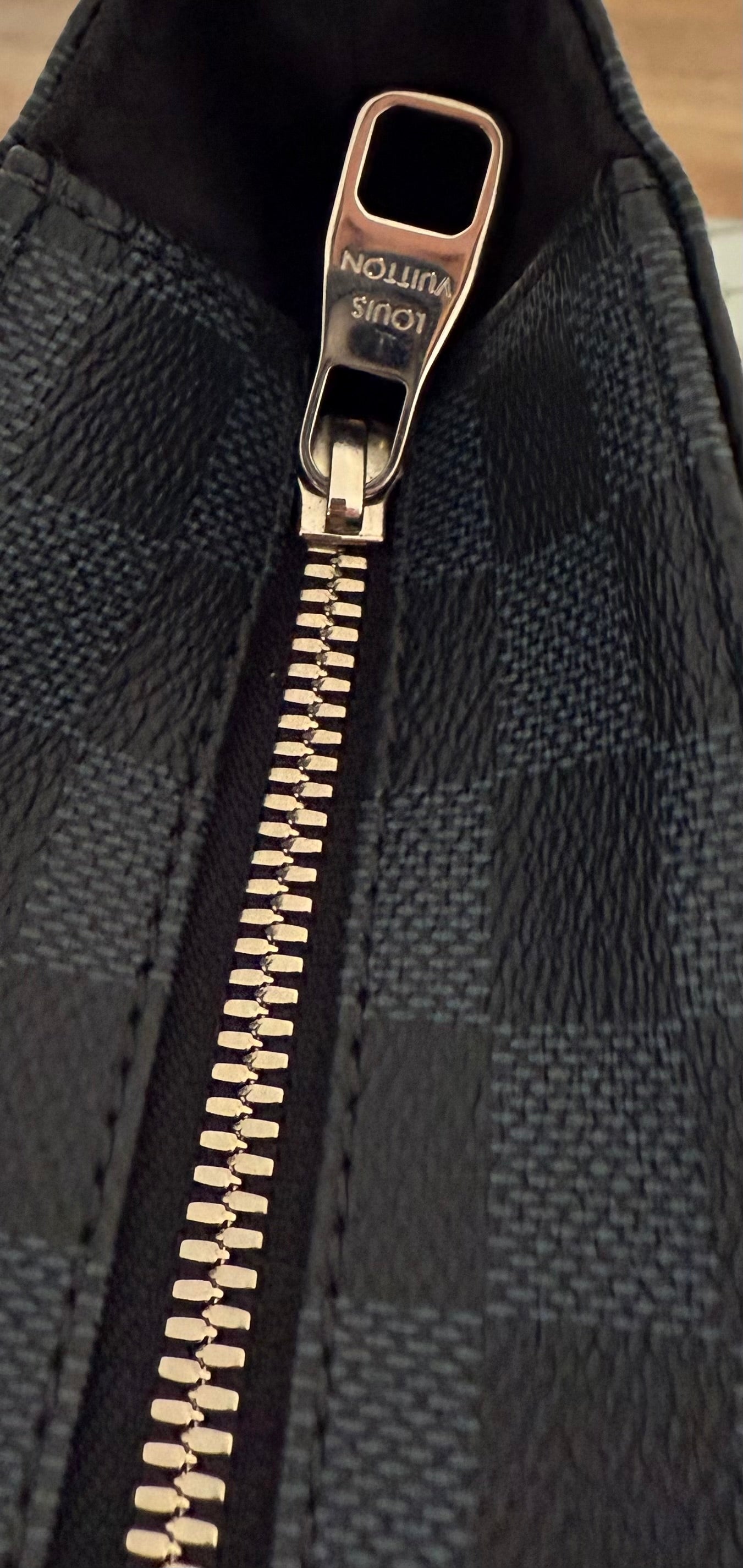 Louis Vuitton Cabas Joule Cobalt Damier