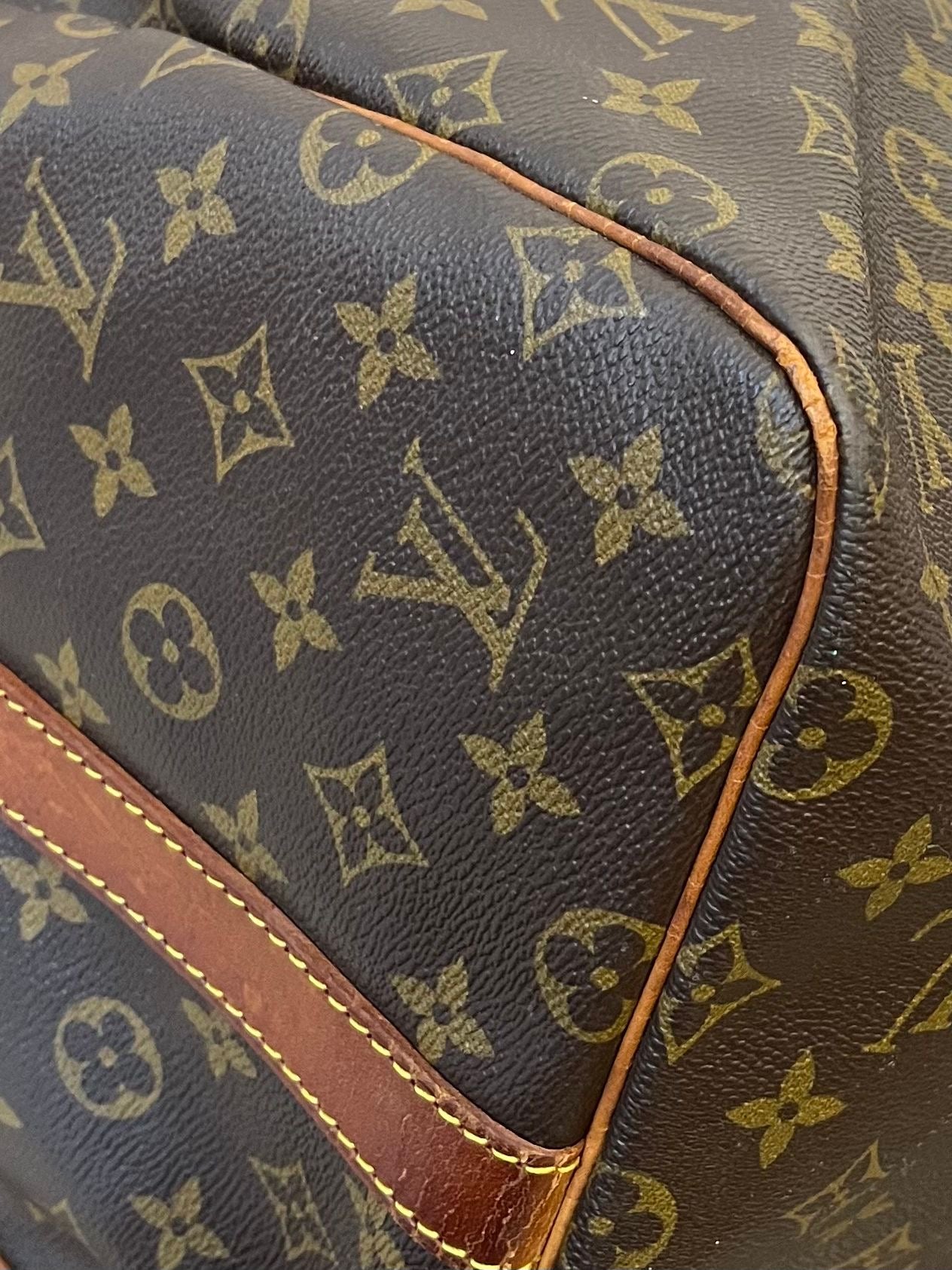 Louis Vuitton Keepall 55 Bandouliere