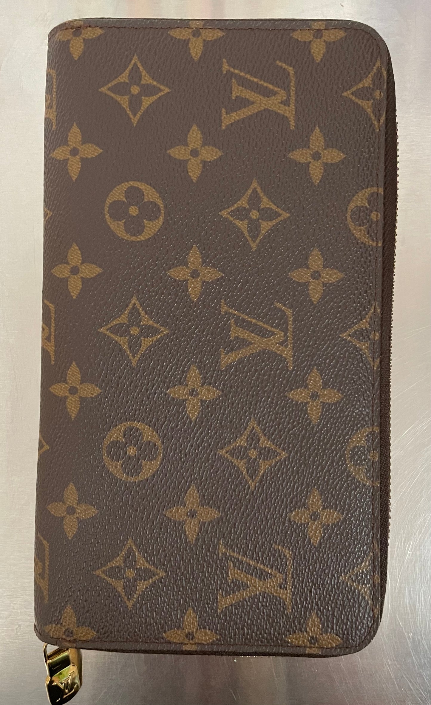 Louis Vuitton Zippy Organizer