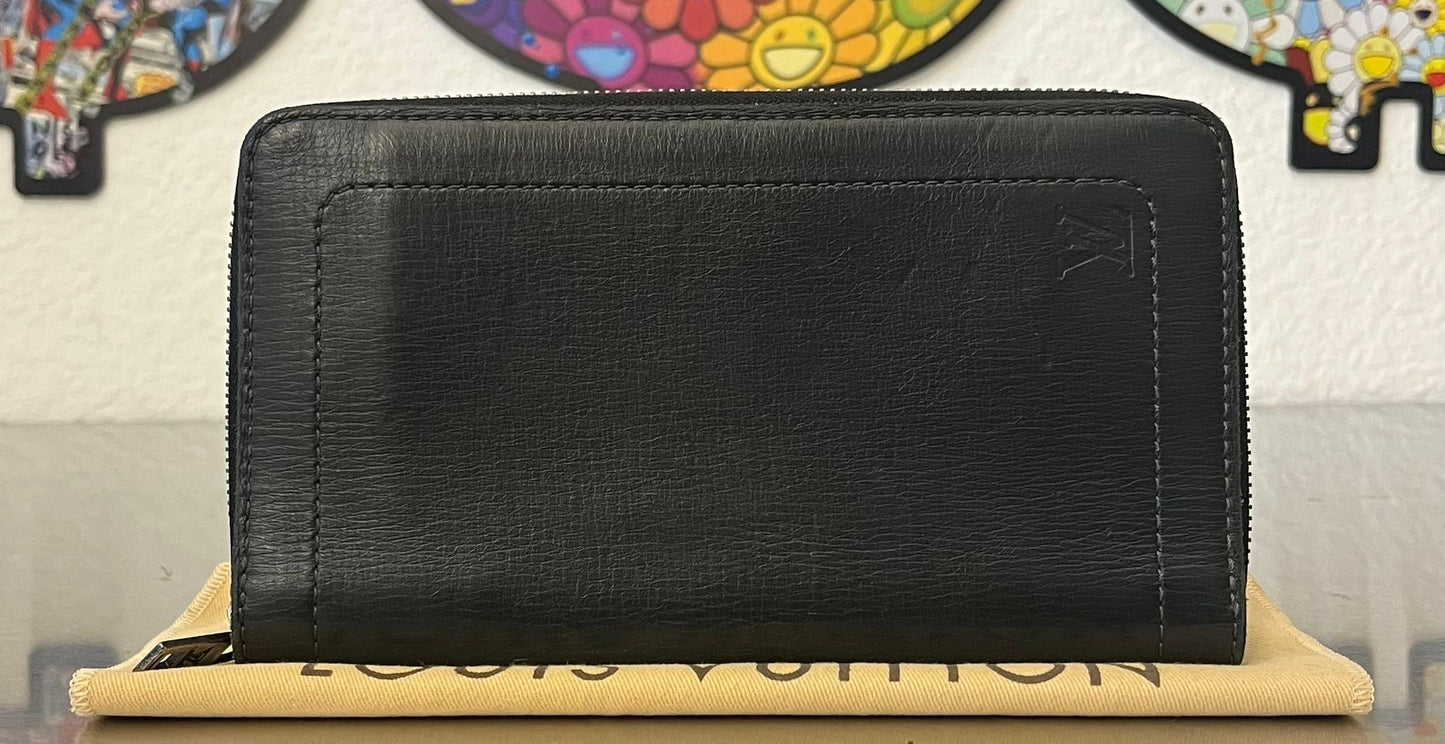 Louis Vuitton Zippy Organizer Utha