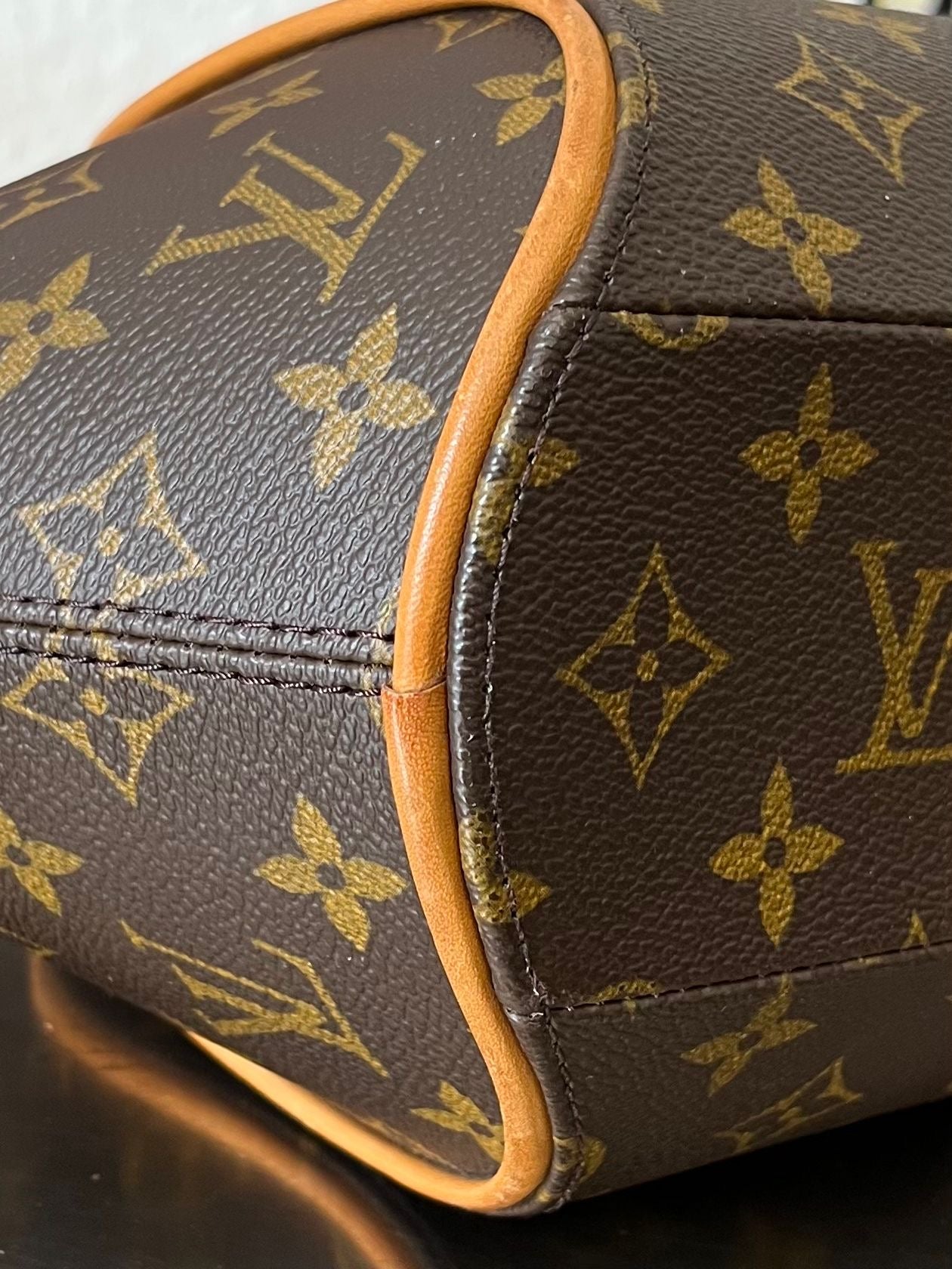 Louis Vuitton Ellipse PM
