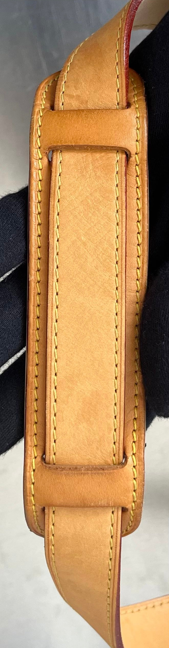Louis Vuitton Saumur 35