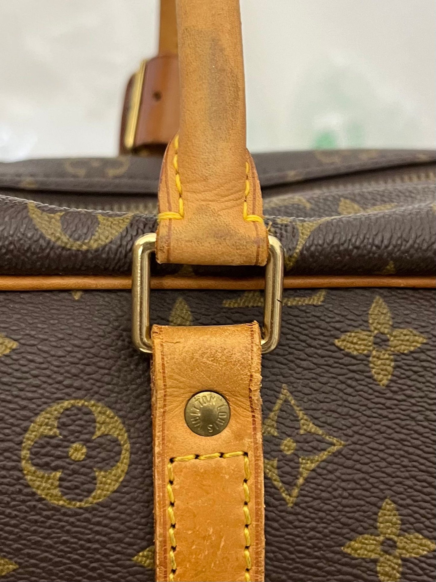 Louis Vuitton Sirius 50