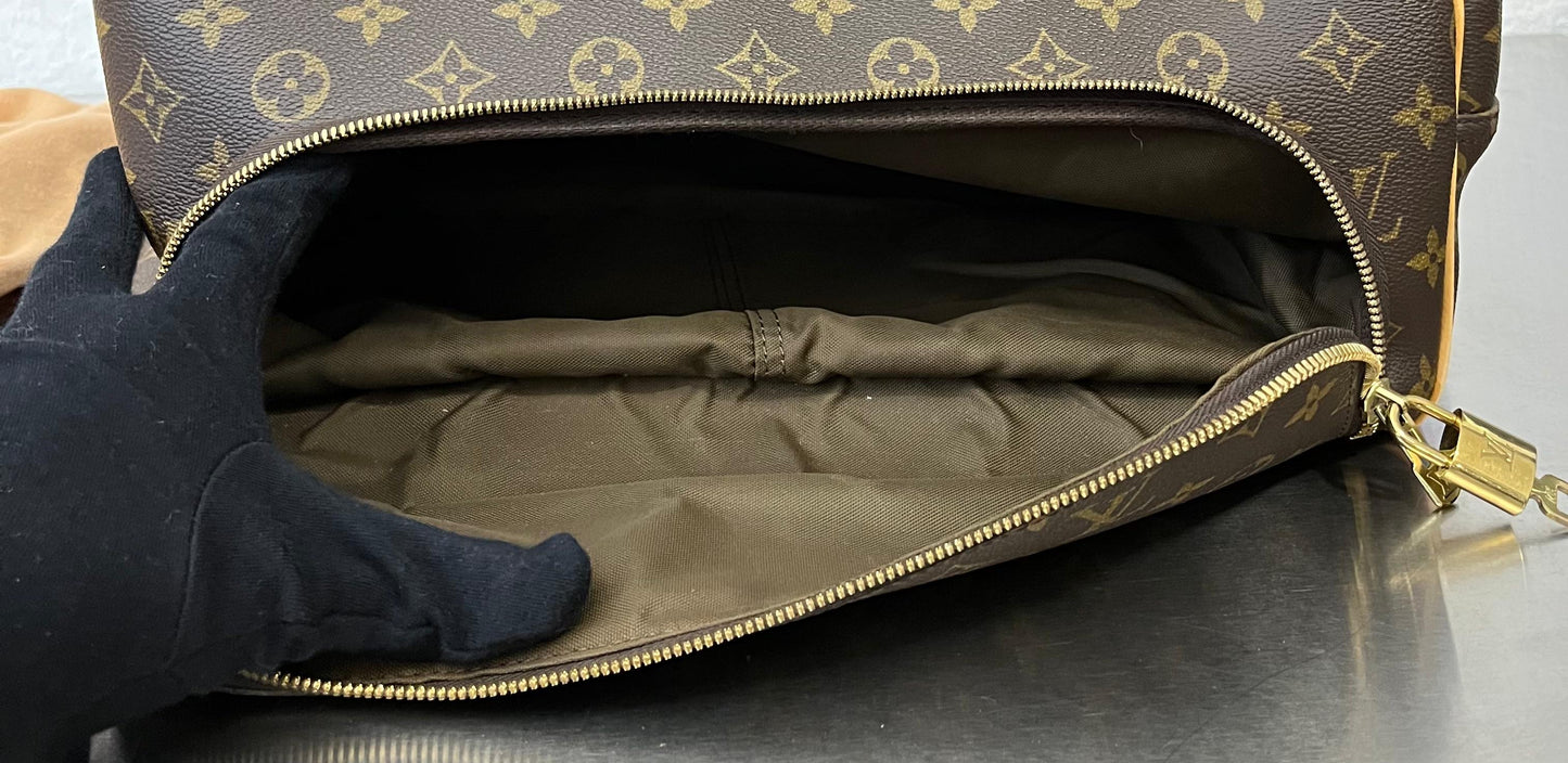 Louis Vuitton Evasion