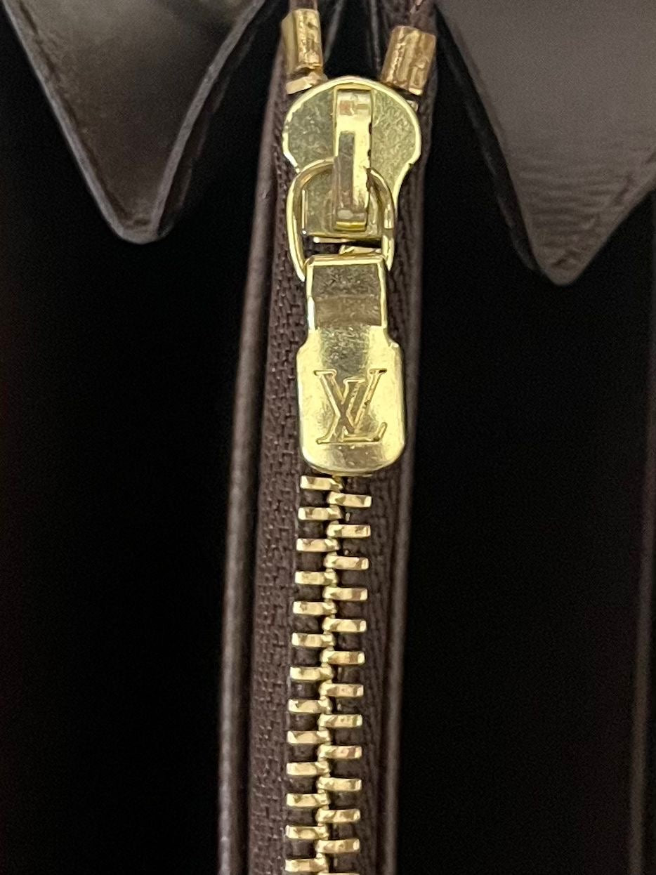 Louis Vuitton Zippy Damier