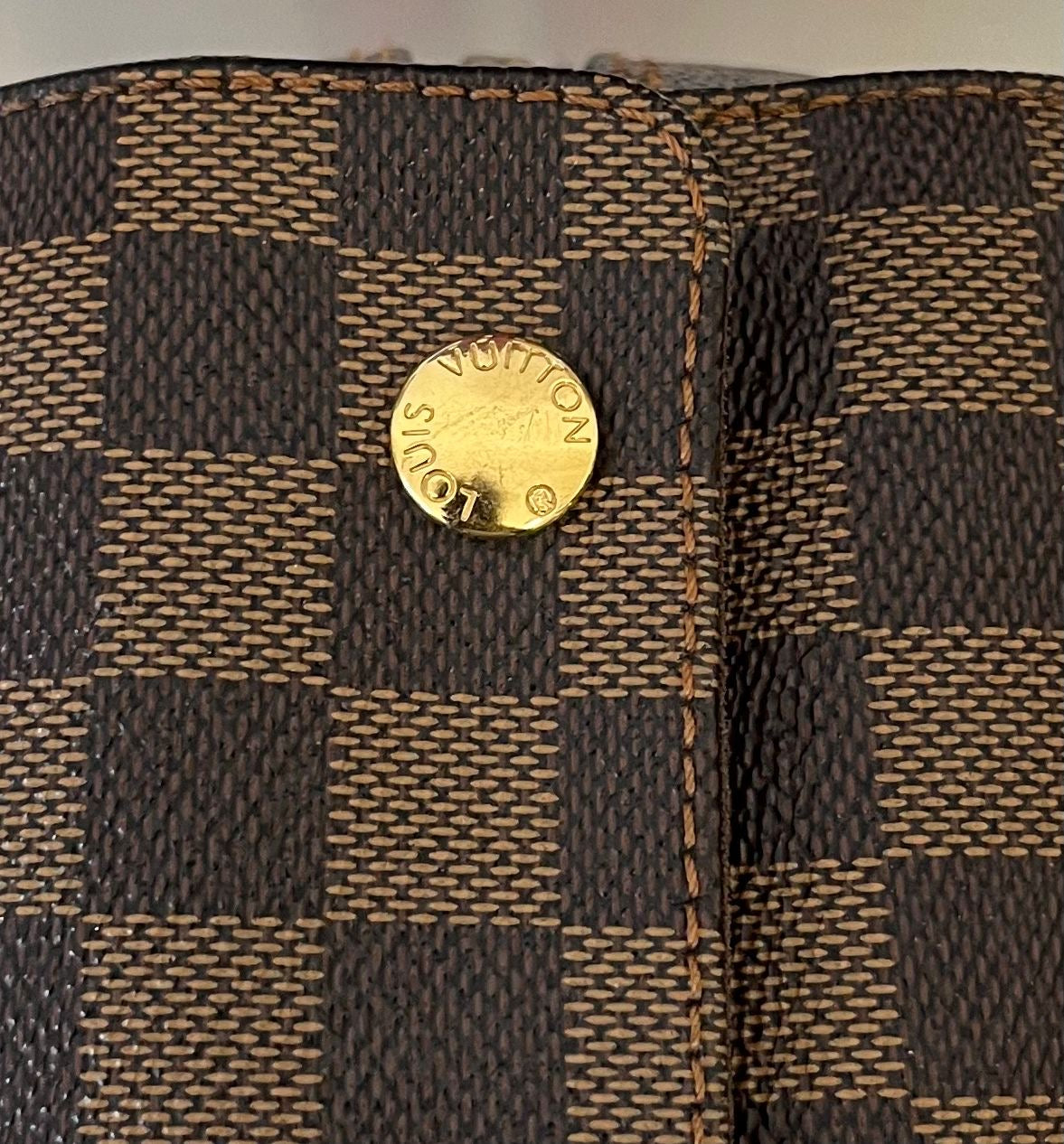 Louis Vuitton Naviglio Messenger