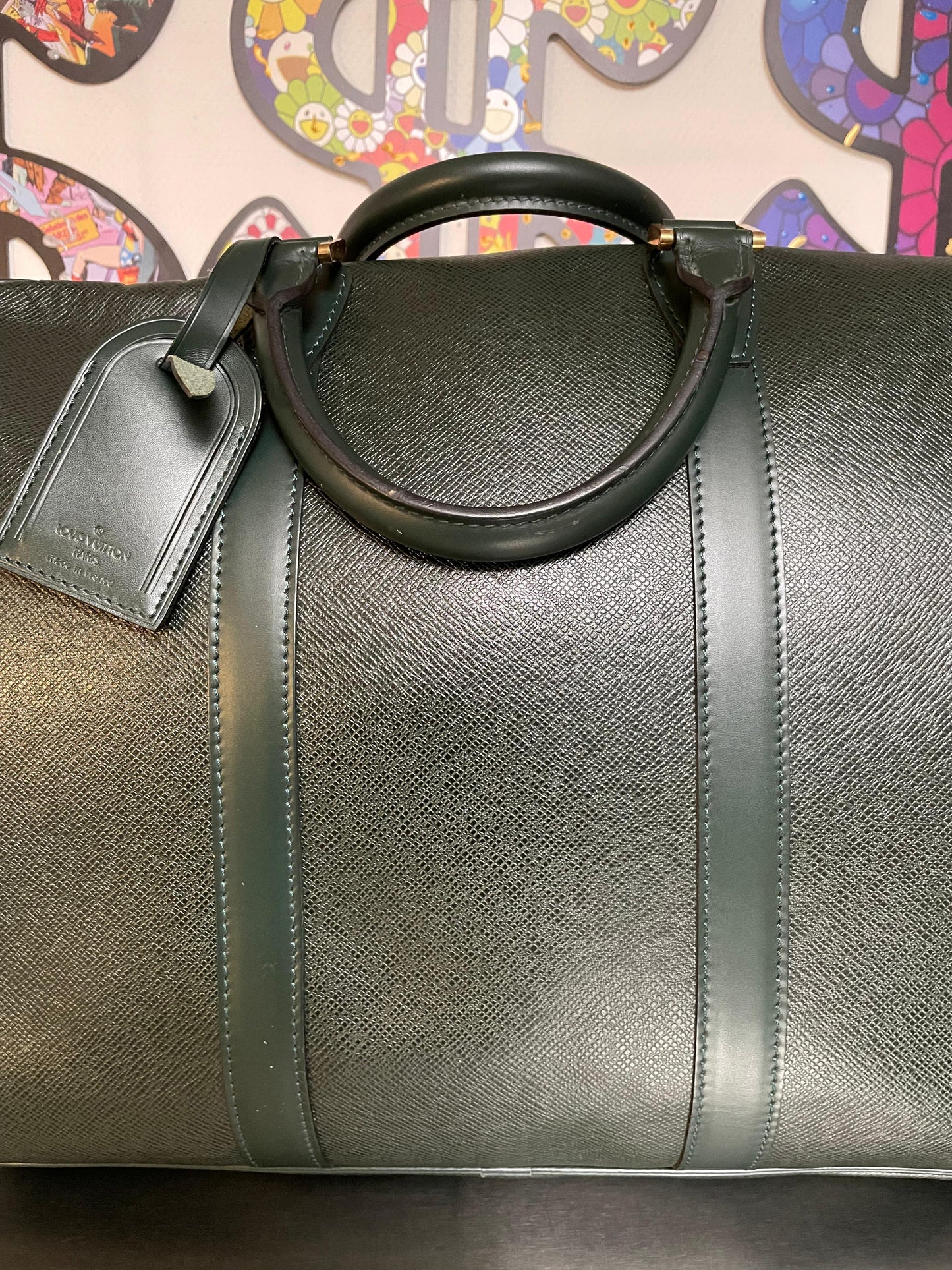 Louis Vuitton Kendall PM Taiga Leder