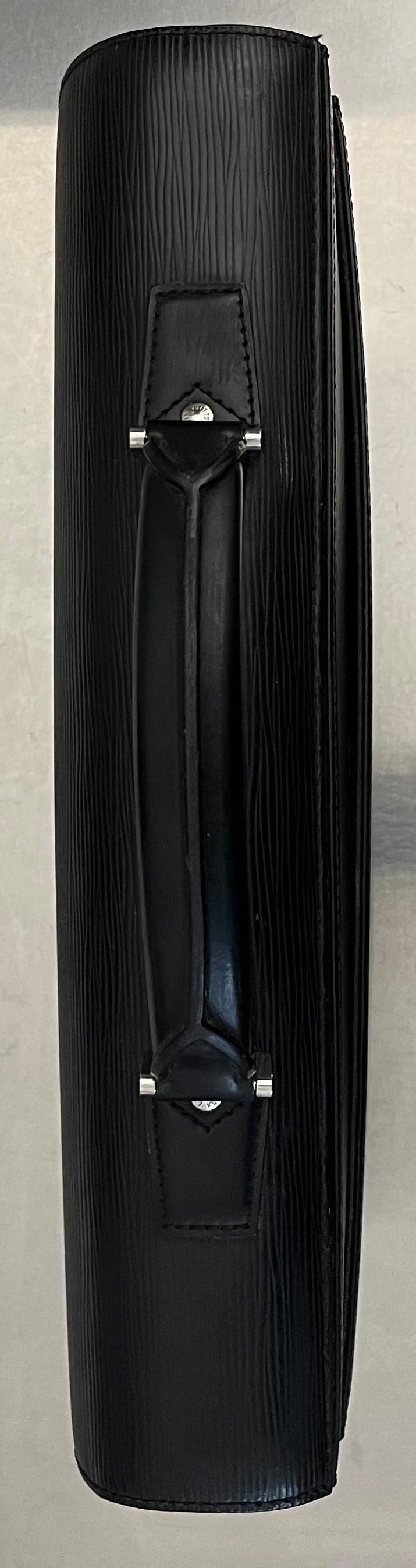 Louis Vuitton Robusto Epi