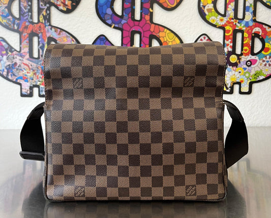 Louis Vuitton Naviglio Messenger