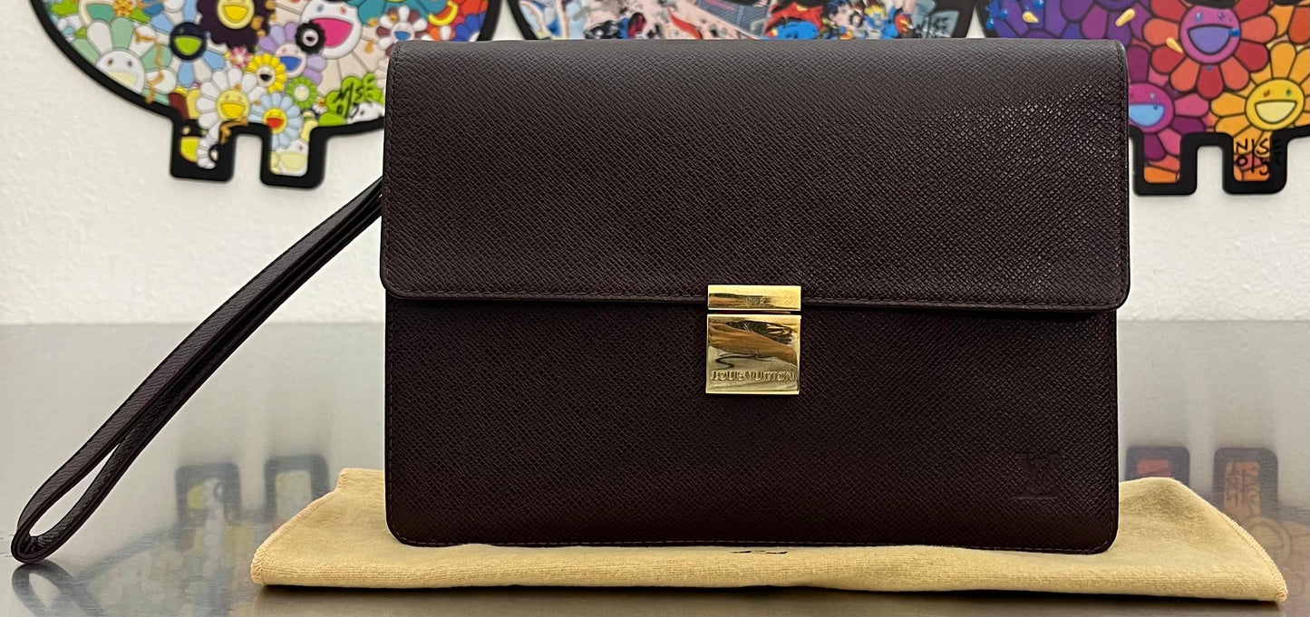 Louis Vuitton Selenga Taiga