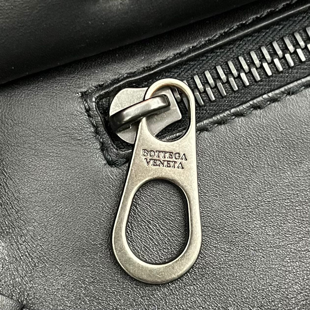Bottega Veneta Intrecciato Messenger