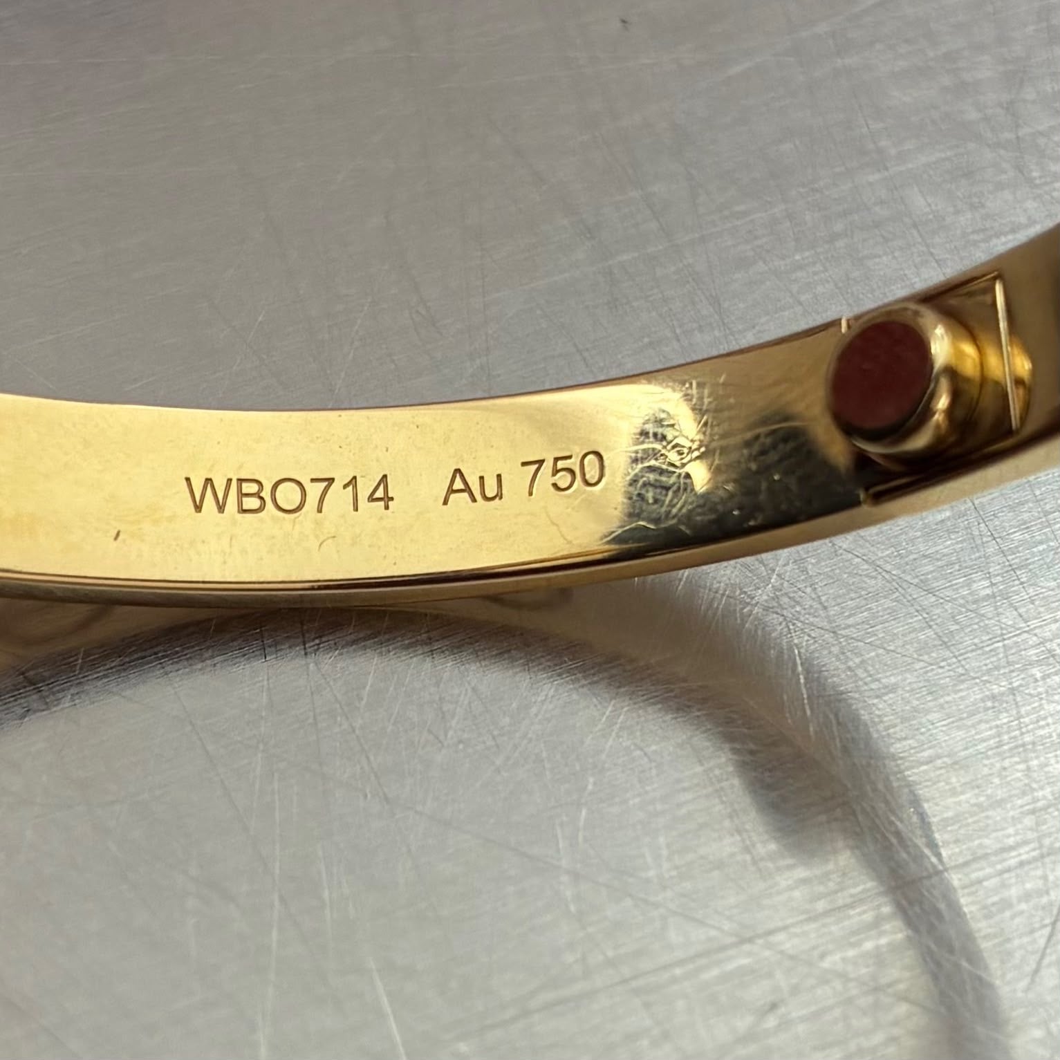 Cartier Love Armreif Klassisches Modell Gelbgold Größe 17