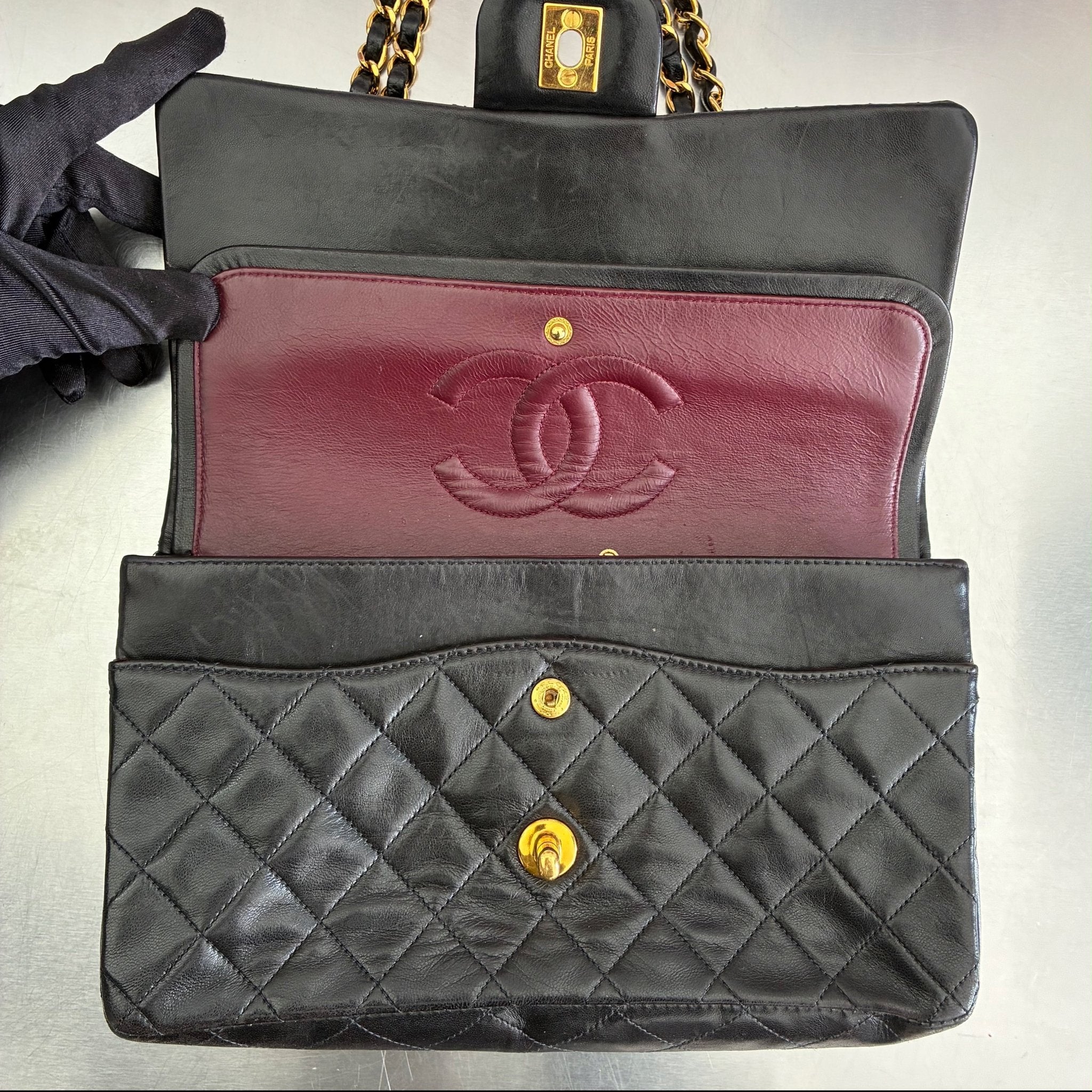 Chanel Timeless mittelgroße Tasche Lammleder