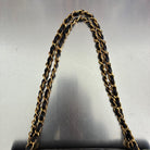 Chanel Timeless mittelgroße Tasche Lammleder