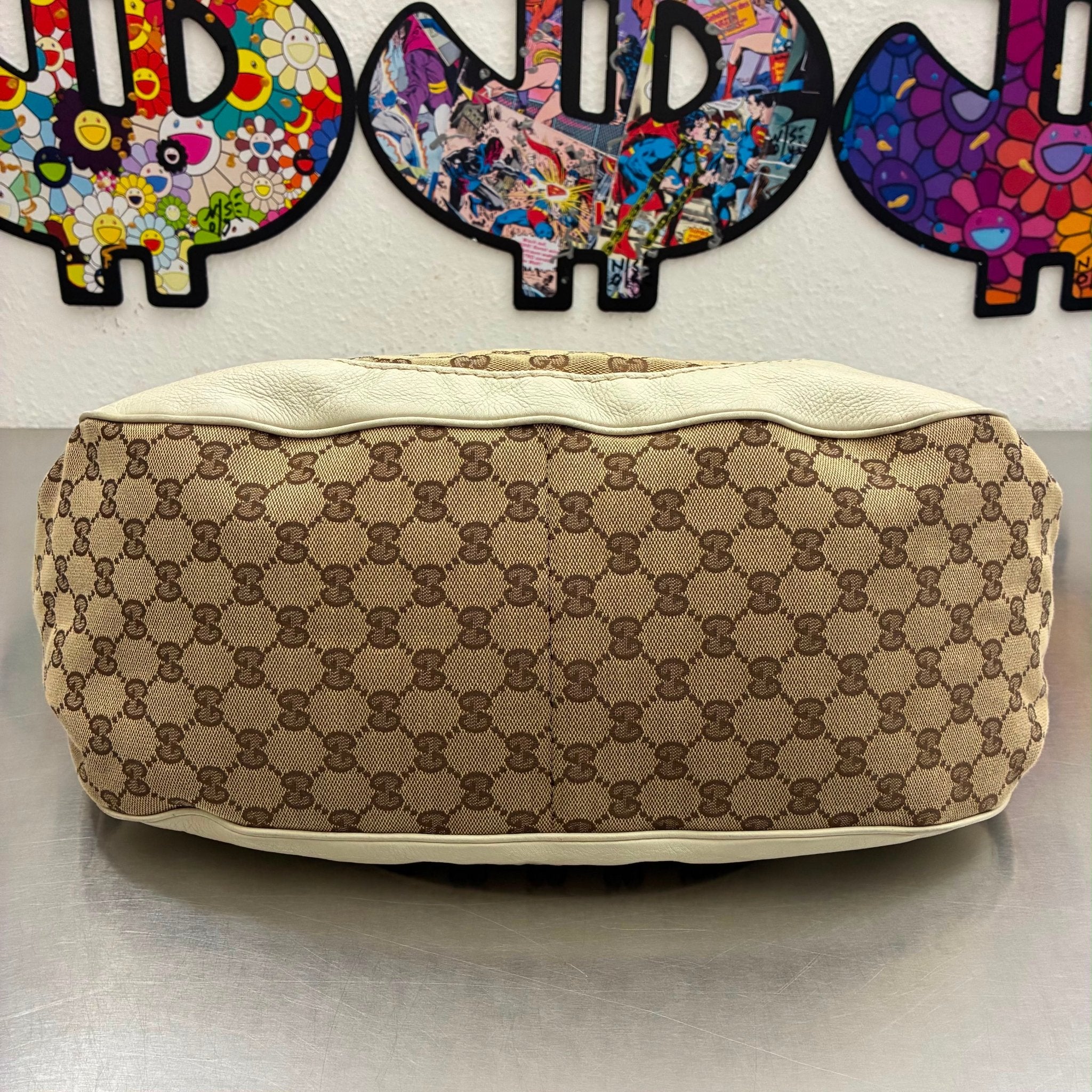 Gucci Charlotte Canvas