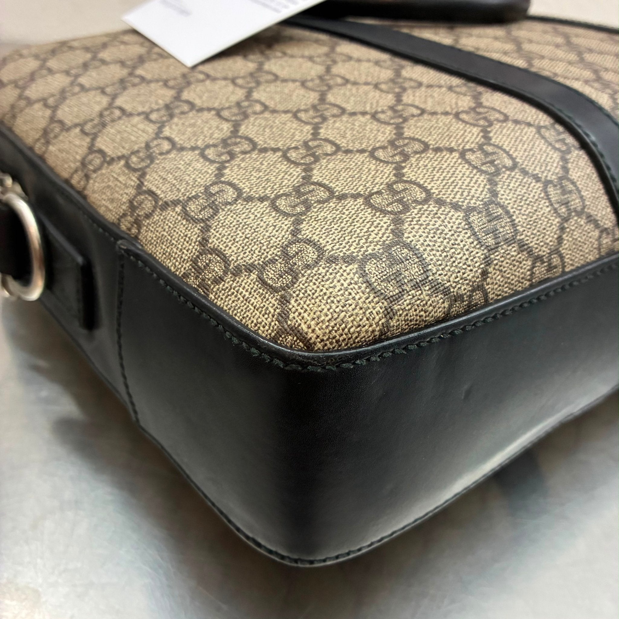 Gucci GG Supreme Aktentasche