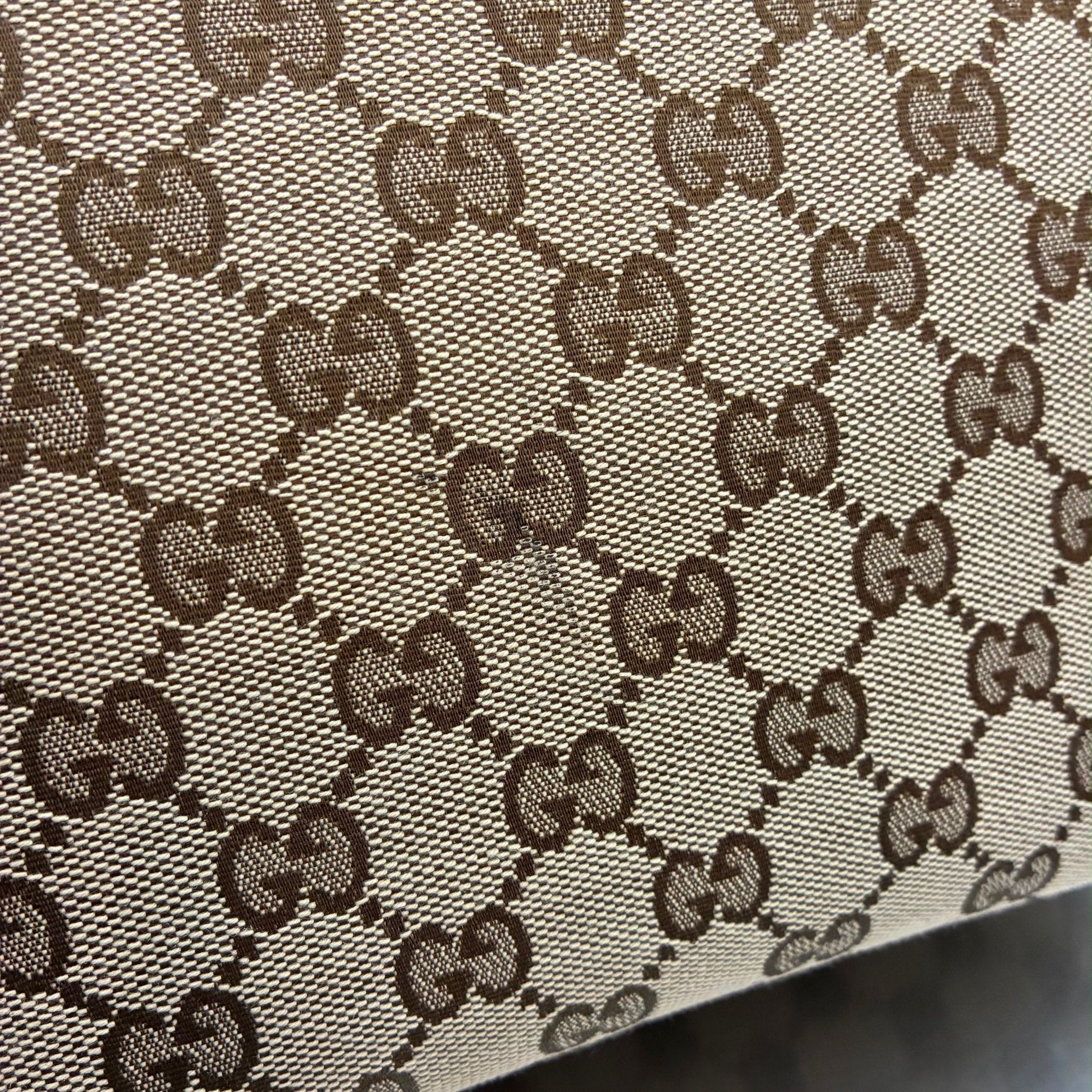 Gucci Messenger