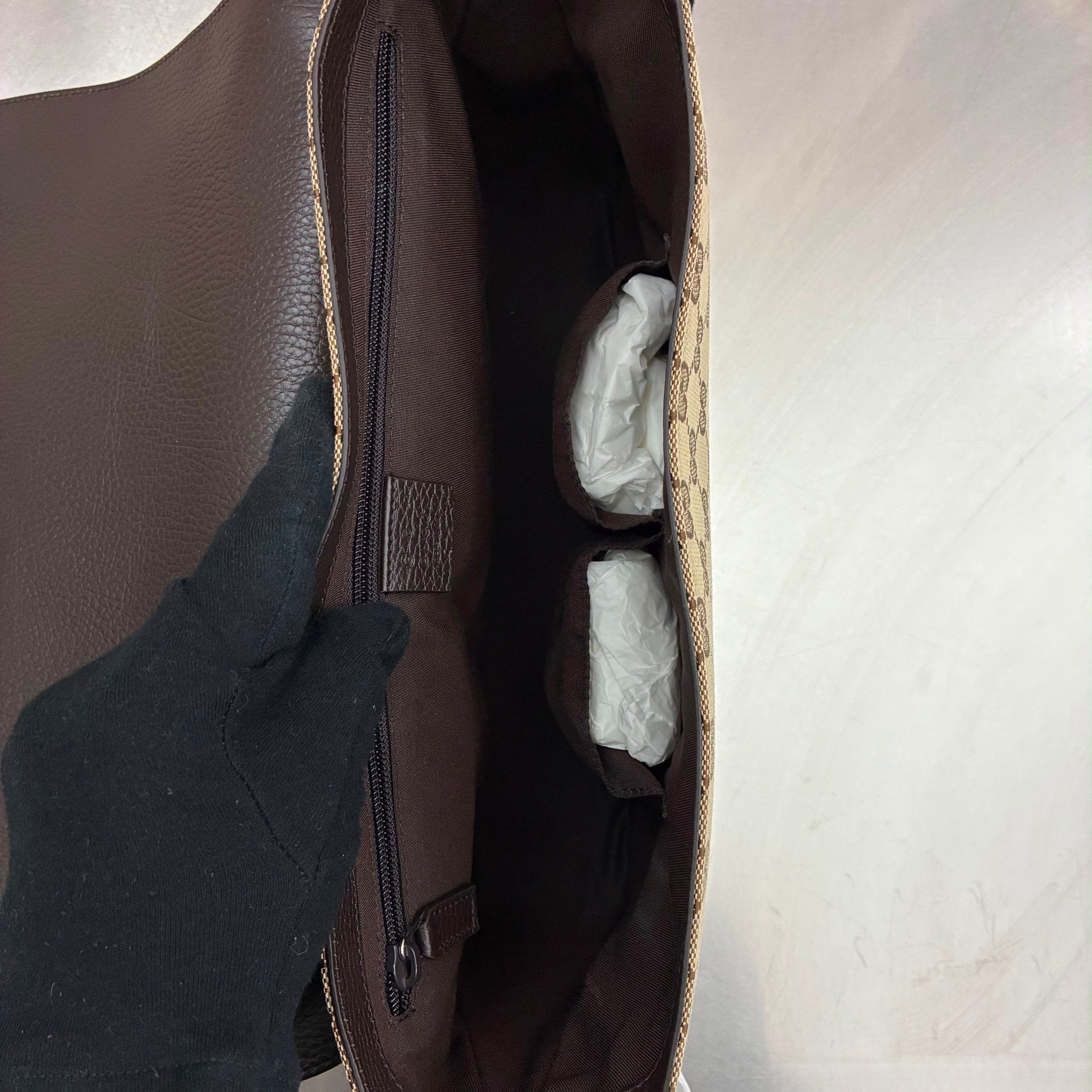 Gucci Messenger