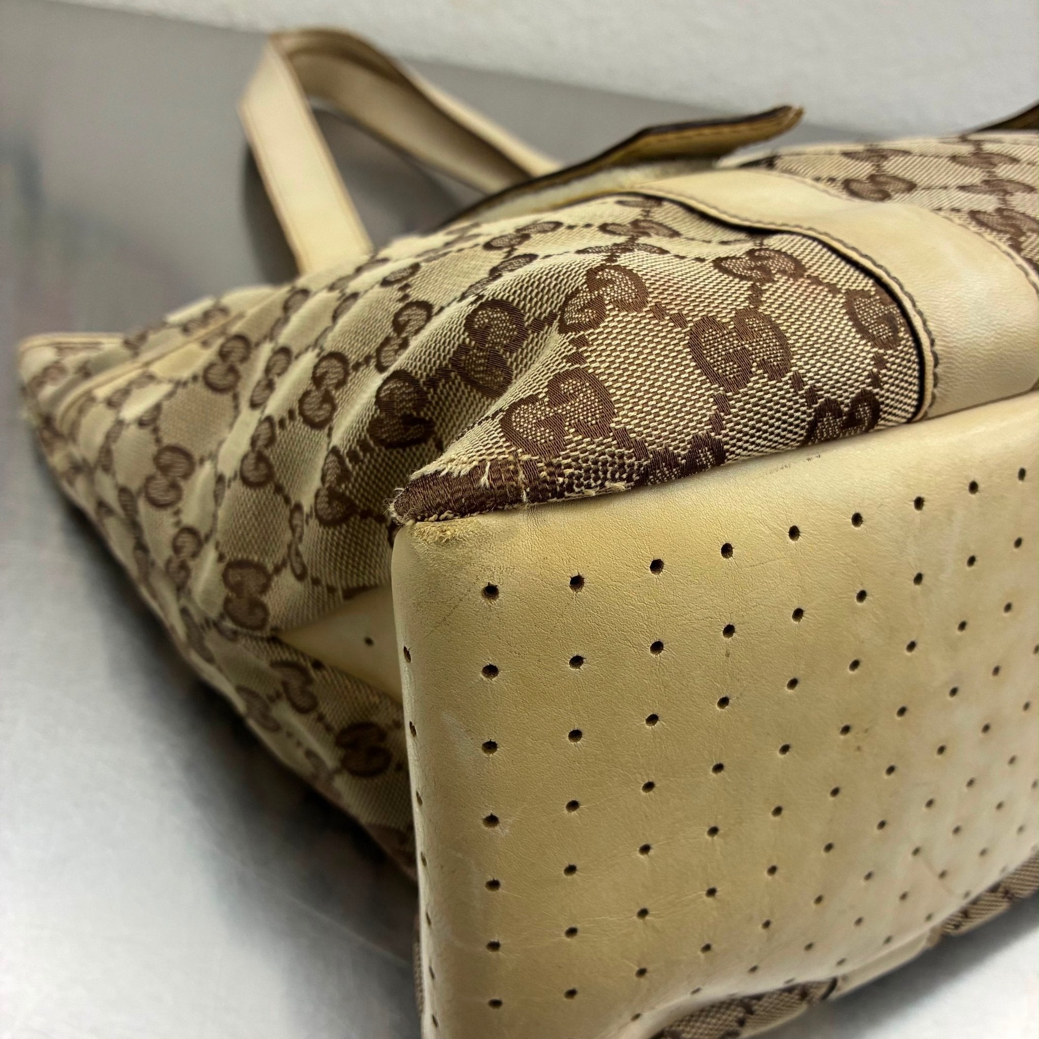 Gucci Schultertasche Canvas