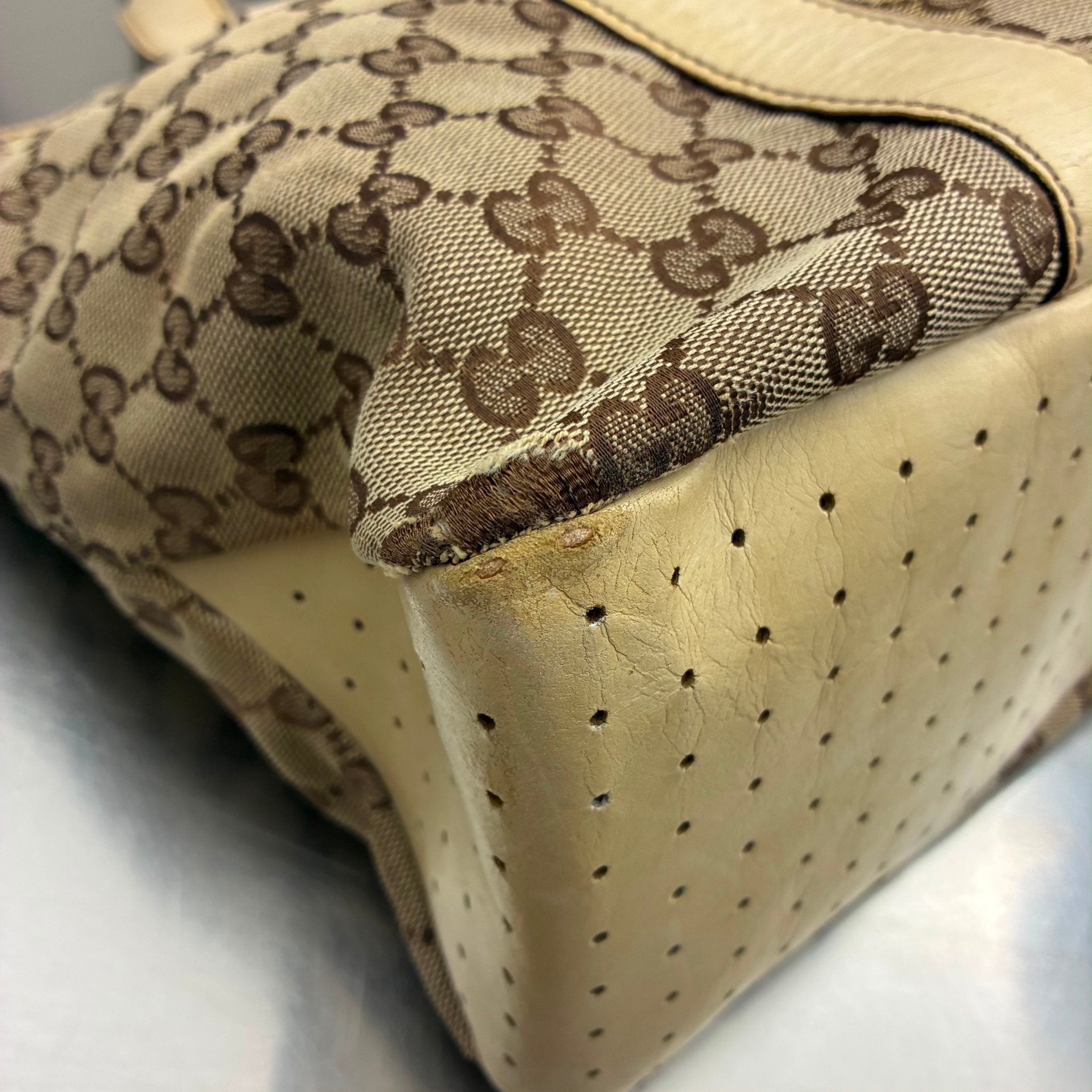 Gucci Schultertasche Canvas