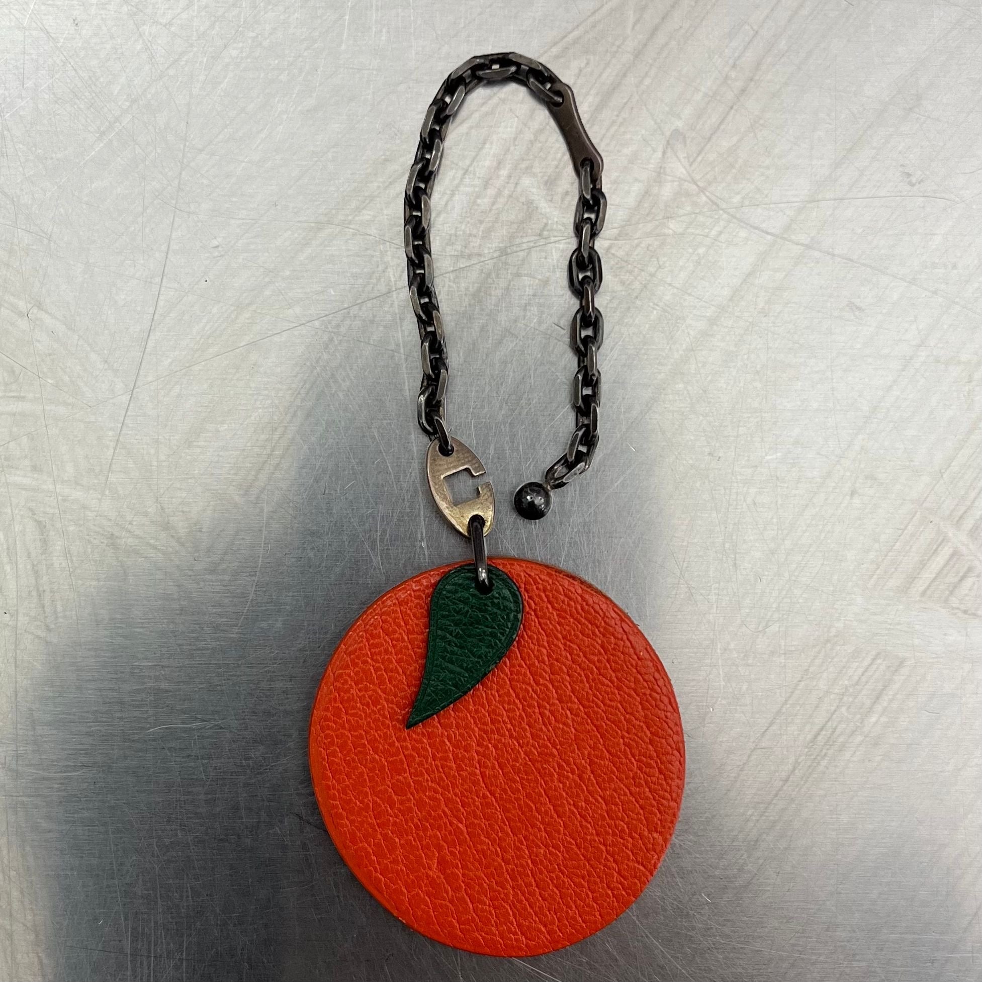 Hermès Orange Charm Anhänger